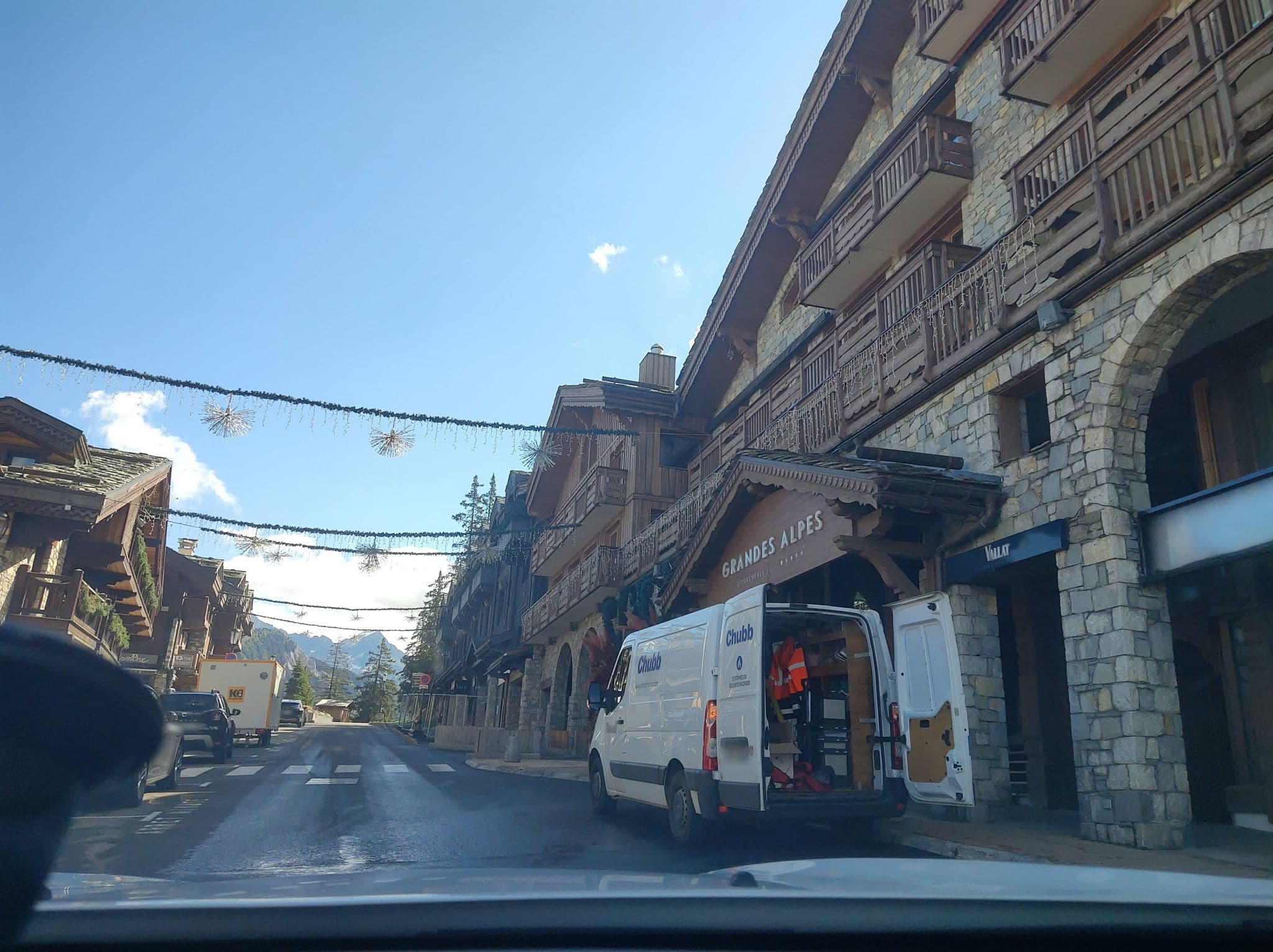 Street view near Grandes Alpes Private Hotel & Spa, Courchevel — © MatthieuF4FNE (CC BY-SA · Mapillary)