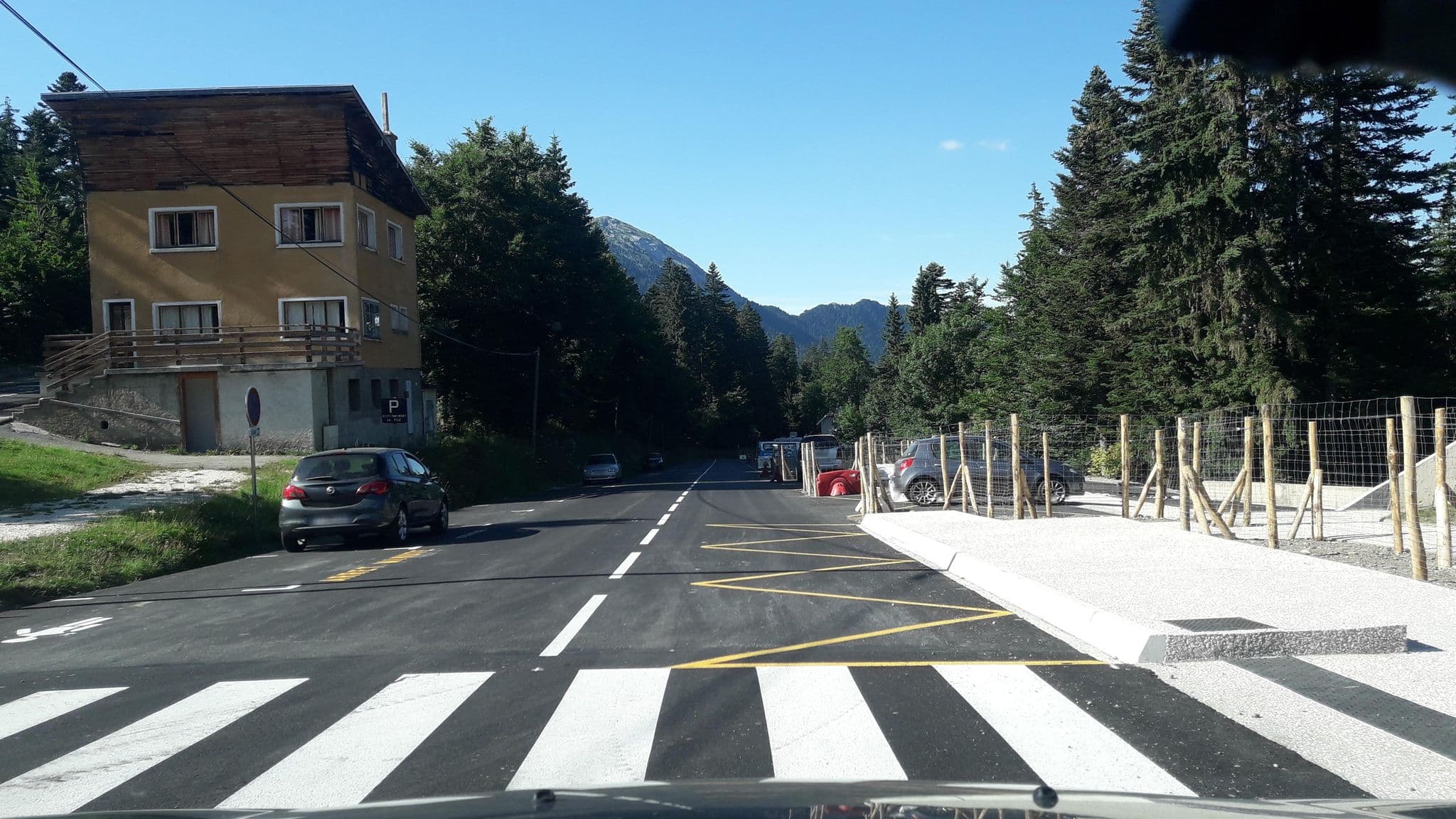 Street view near Le Cartusia, Le Sappey-en-Chartreuse — © eric_s (CC BY-SA · Mapillary)