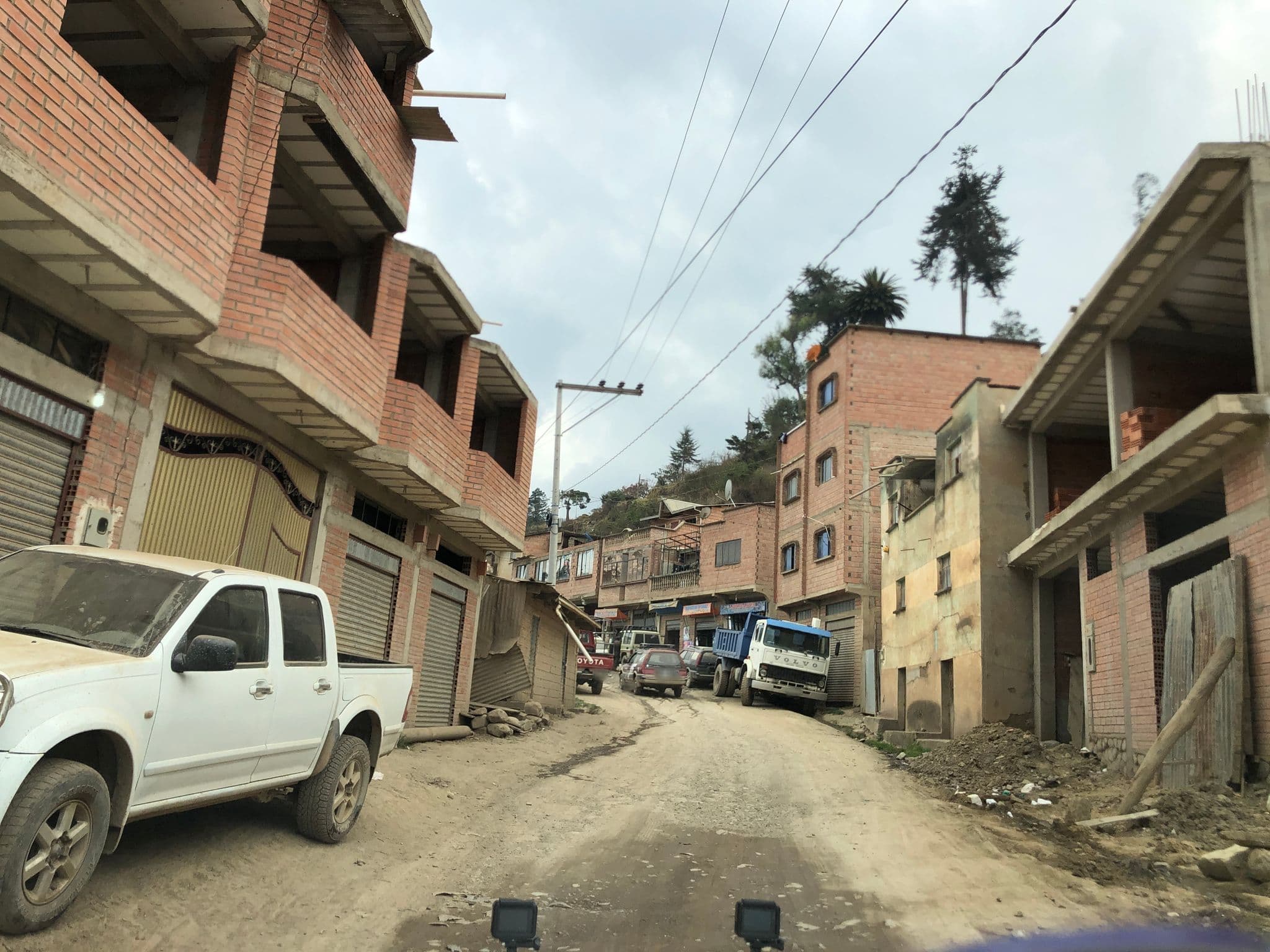 Street view near Hotel Toro Bravo, Sorata — © cesarc (CC BY-SA · Mapillary)