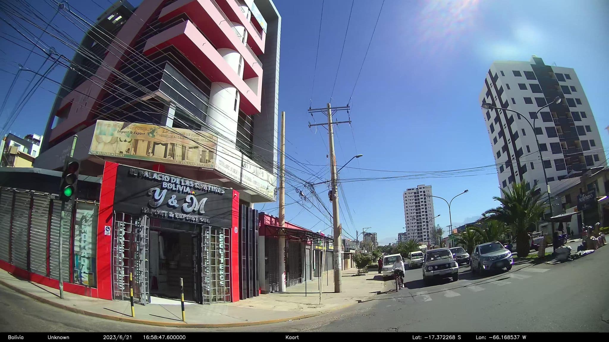 Street view near Agencia de Viajes La Paz, Cochabamba — © kaart_2 (CC BY-SA · Mapillary)