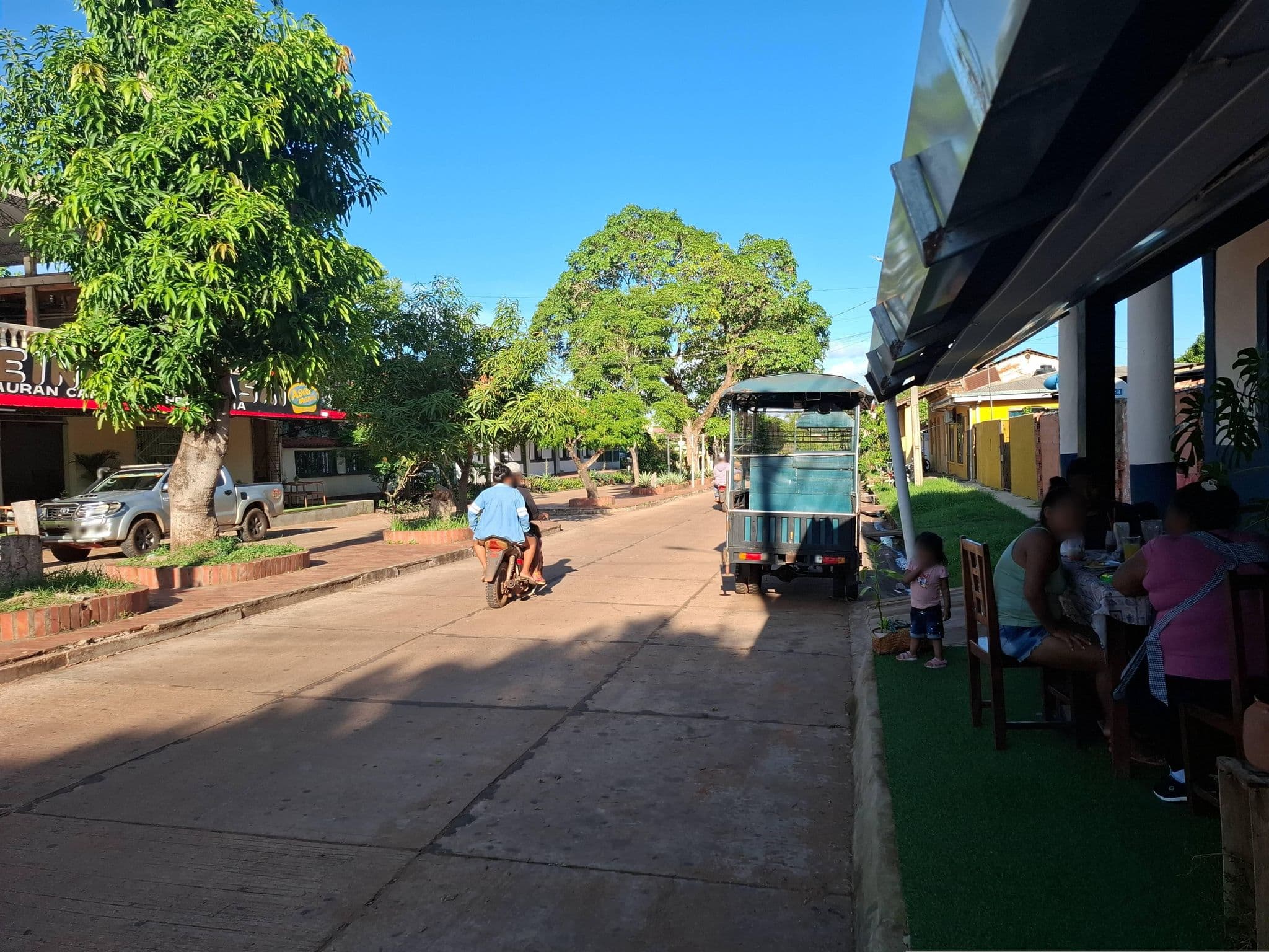 Street view near Hotel Colonial, Riberalta — © N1nya (CC BY-SA · Mapillary)