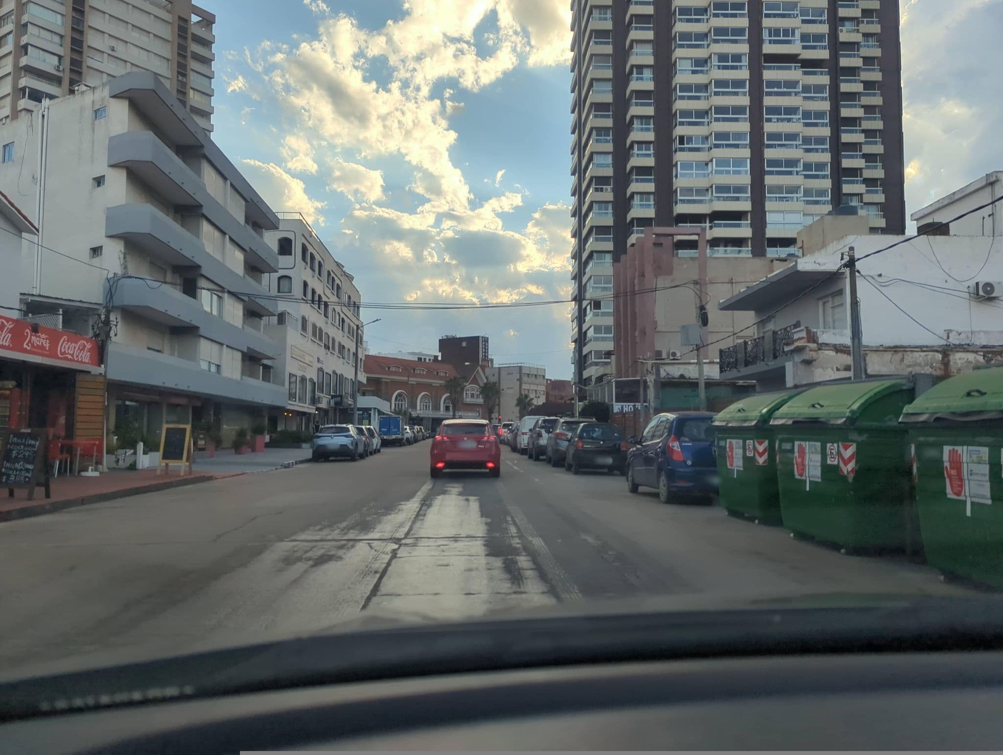Street view near Shelton, Punta del Este — © sirgabouy (CC BY-SA · Mapillary)