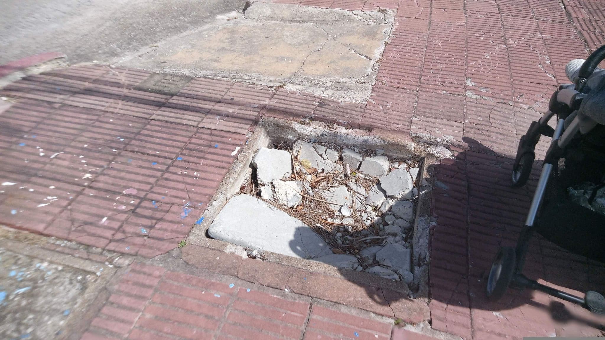 Street view near Atlantico Boutique Hotel, Punta del Este — © LuRo (CC BY-SA · Mapillary)