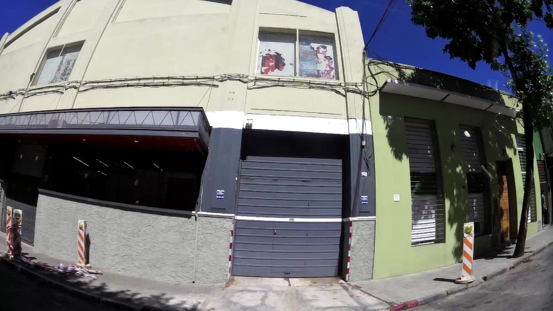Street view near Hotel LaFayette, Montevideo — © kaartcam (CC BY-SA · Mapillary)