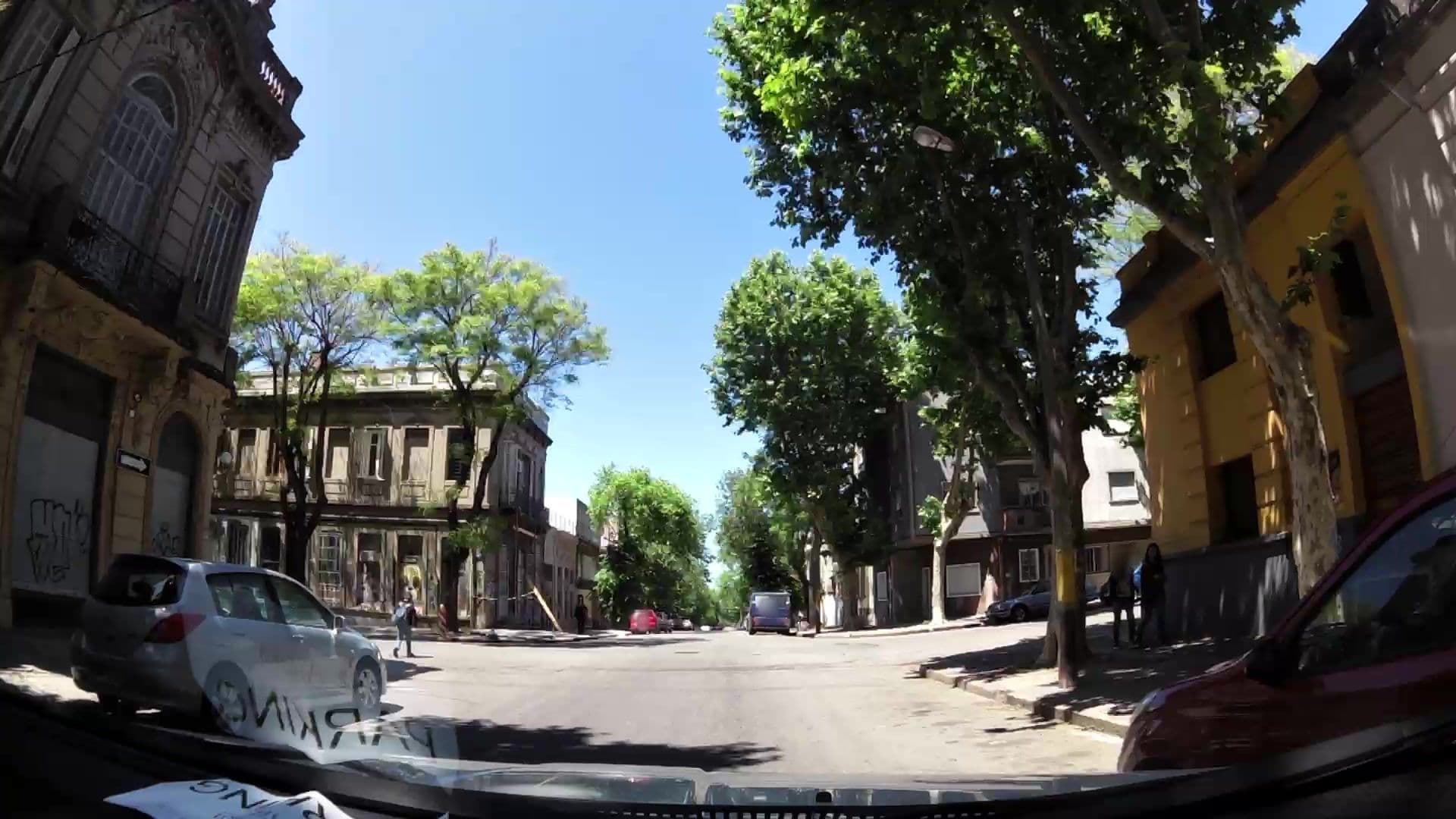 Street view near Hotel balmoral, Montevideo — © kaartcam (CC BY-SA · Mapillary)