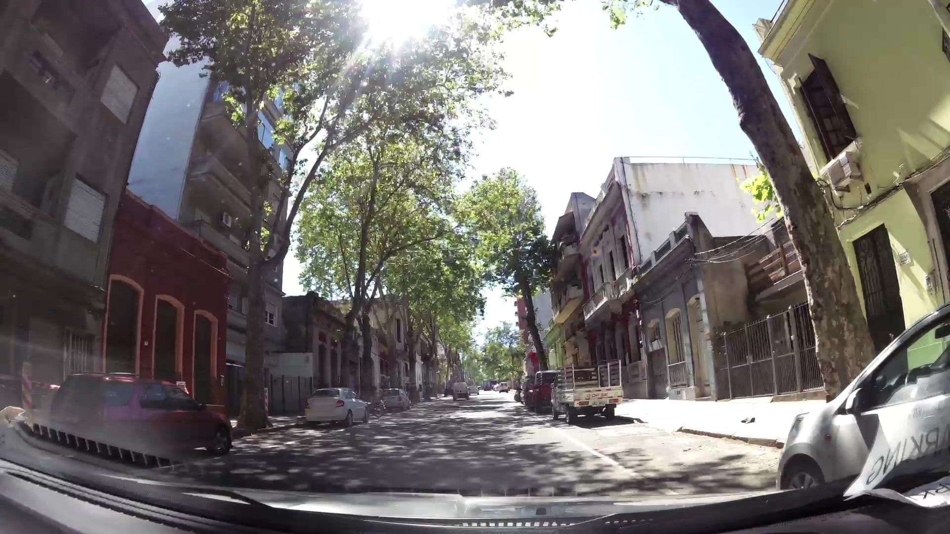 Street view near Students Hostel, Montevideo — © kaartcam (CC BY-SA · Mapillary)