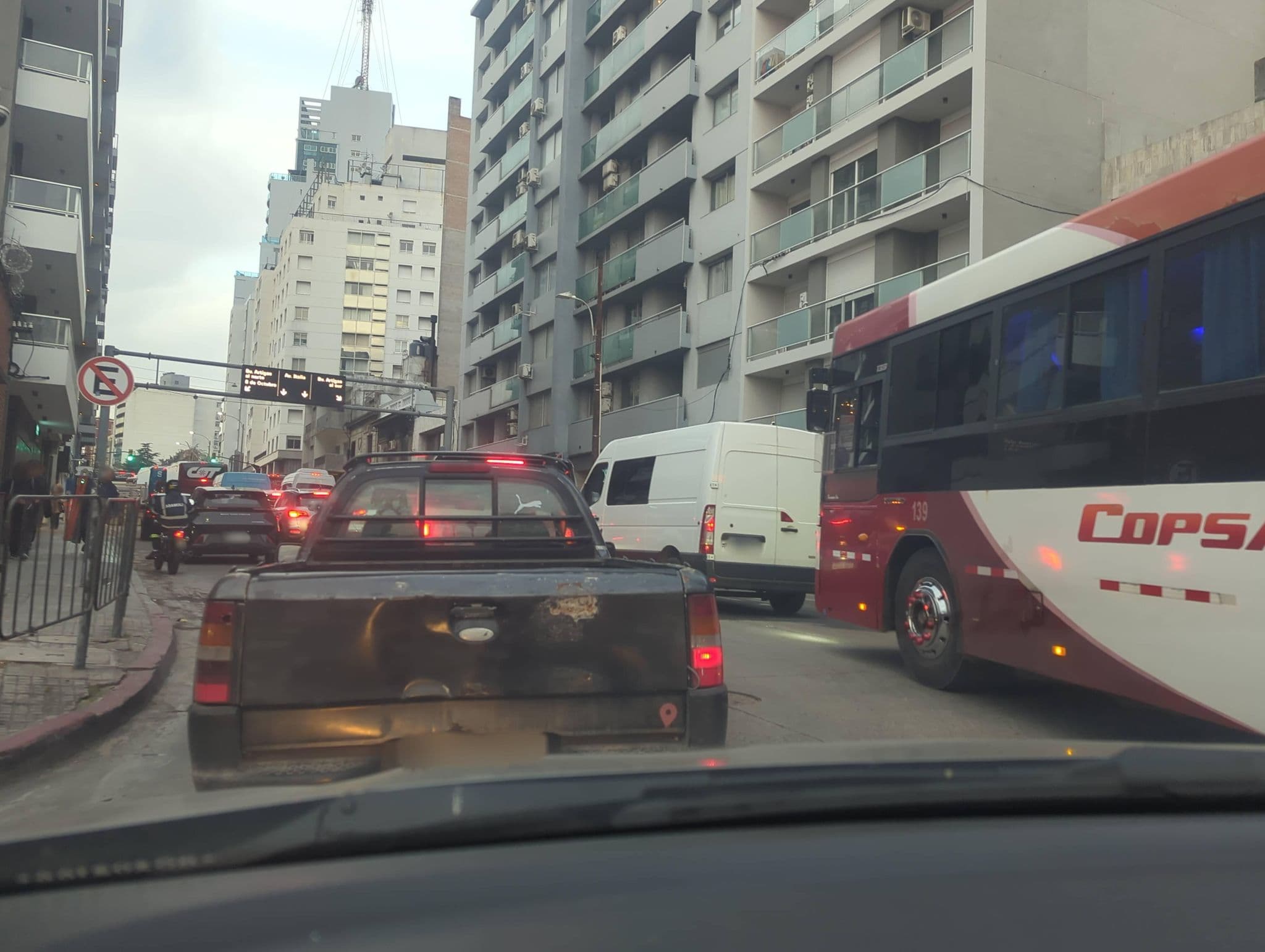 Street view near Royal palace hotel, Montevideo — © sirgabouy (CC BY-SA · Mapillary)