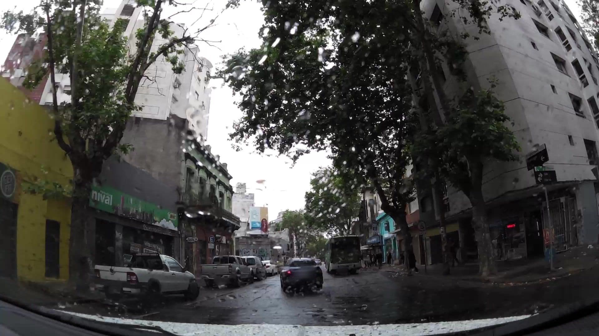 Street view near MVD Colonial, Montevideo — © kaartcam (CC BY-SA · Mapillary)