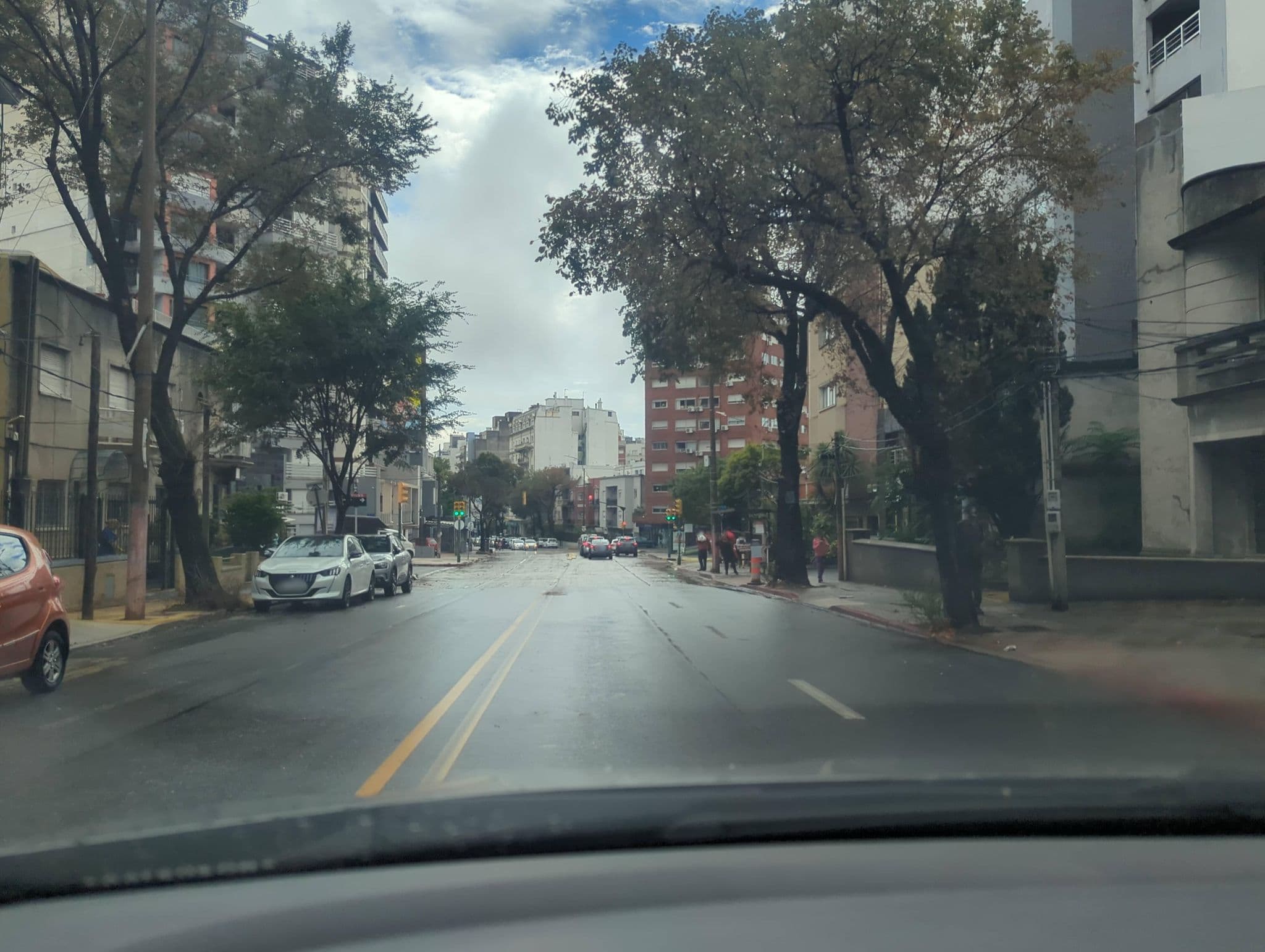 Street view near Escuela De Rock, Montevideo — © sirgabouy (CC BY-SA · Mapillary)