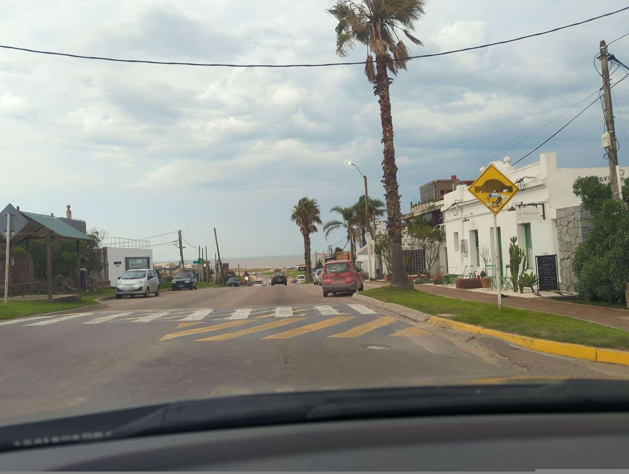 Street view near Club Uruguayo de Pesca, Punta del Este — © sirgabouy (CC BY-SA · Mapillary)