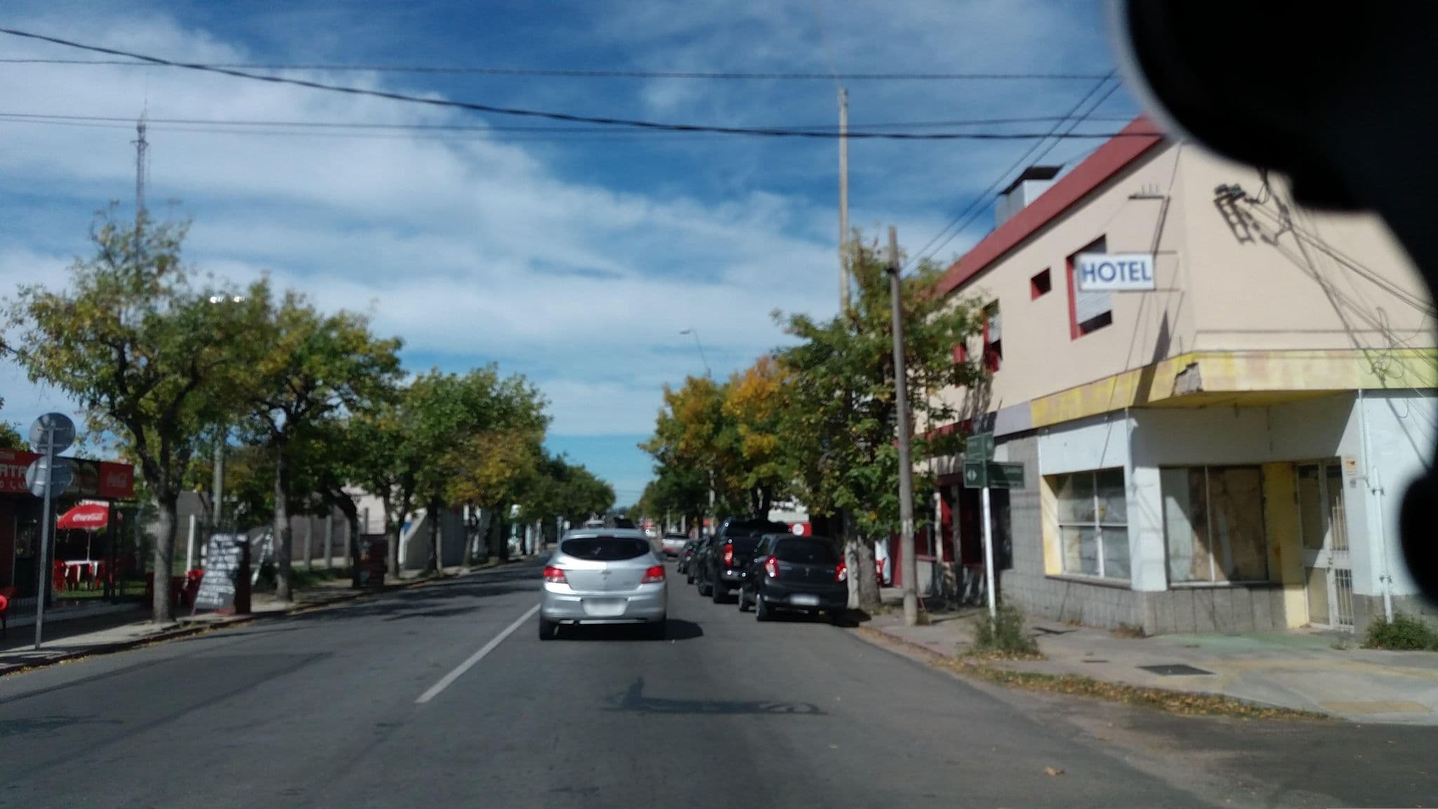 Street view near Hotel Young, Young — © andrcondon (CC BY-SA · Mapillary)