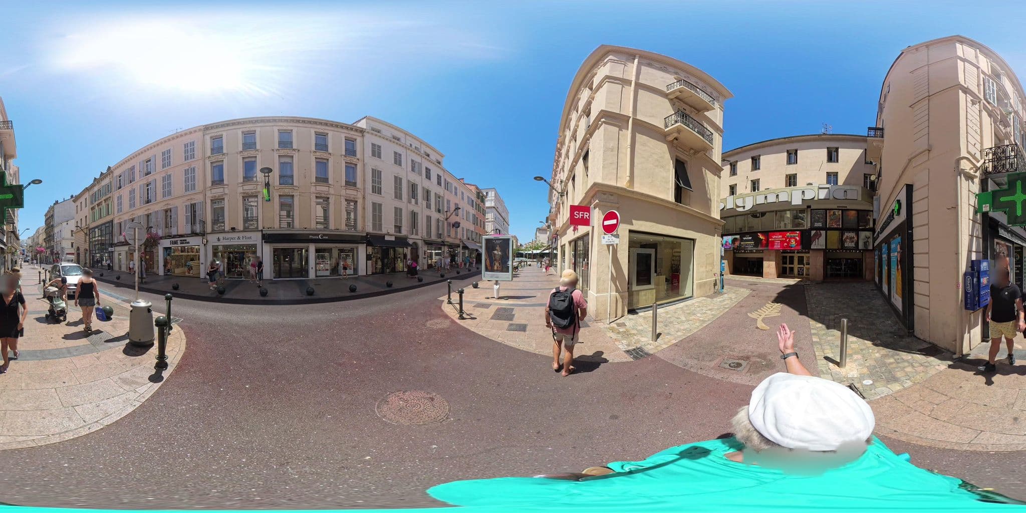 Street view near SeaYouSoon Inn Cannes, Cannes — © graharg (CC BY-SA · Mapillary)