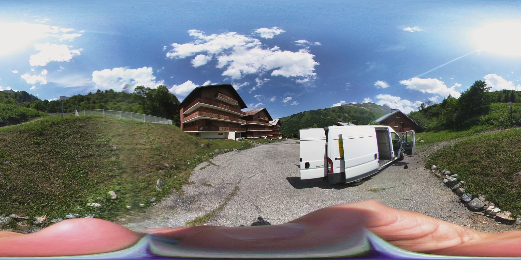 Street view near Les Arolles - C, Valloire — © remonet (CC BY-SA · Mapillary)