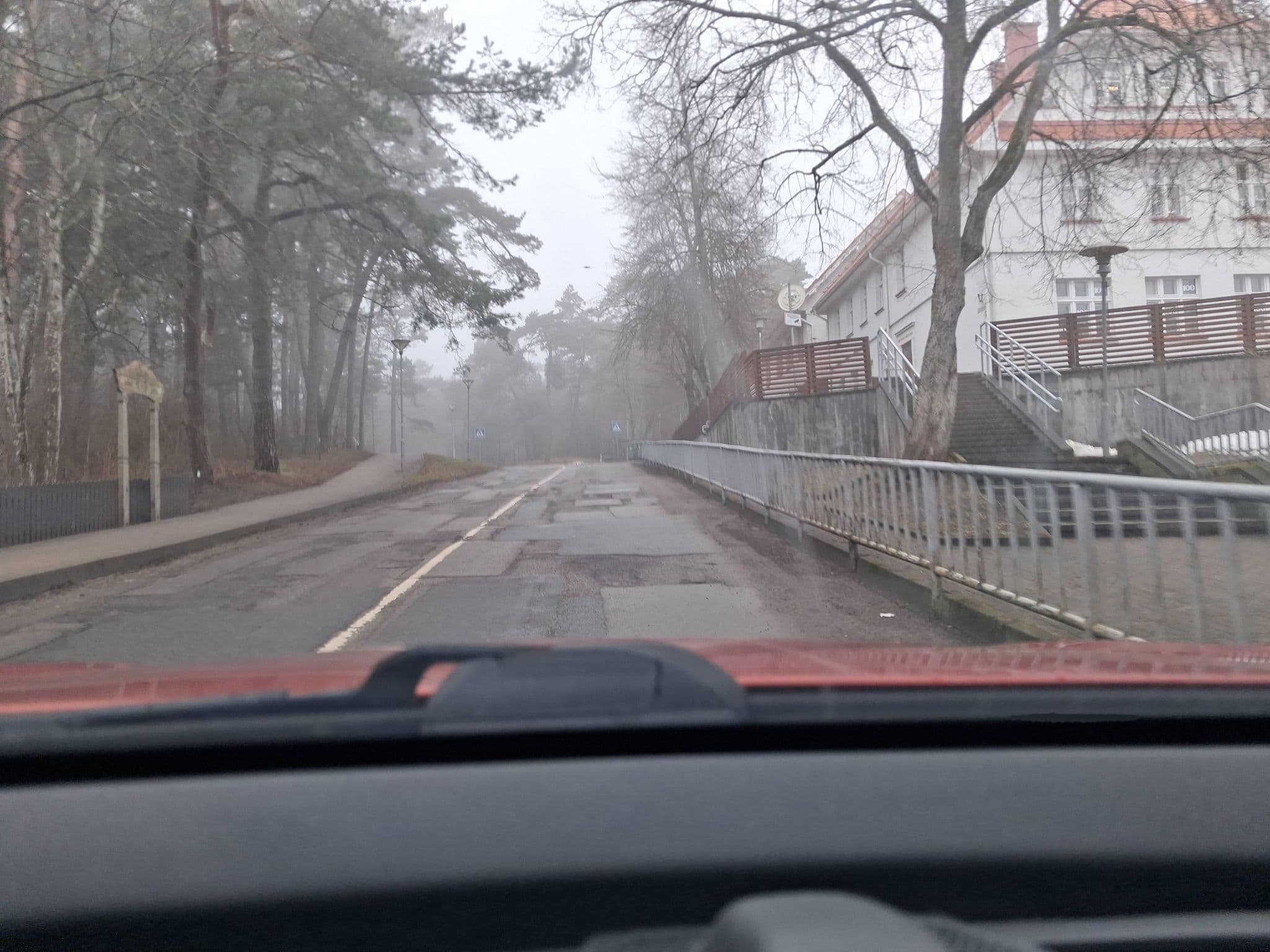 Street view near Žuvėdra Guesthouse, Nida — © SigitasV_Vakaru (CC BY-SA · Mapillary)