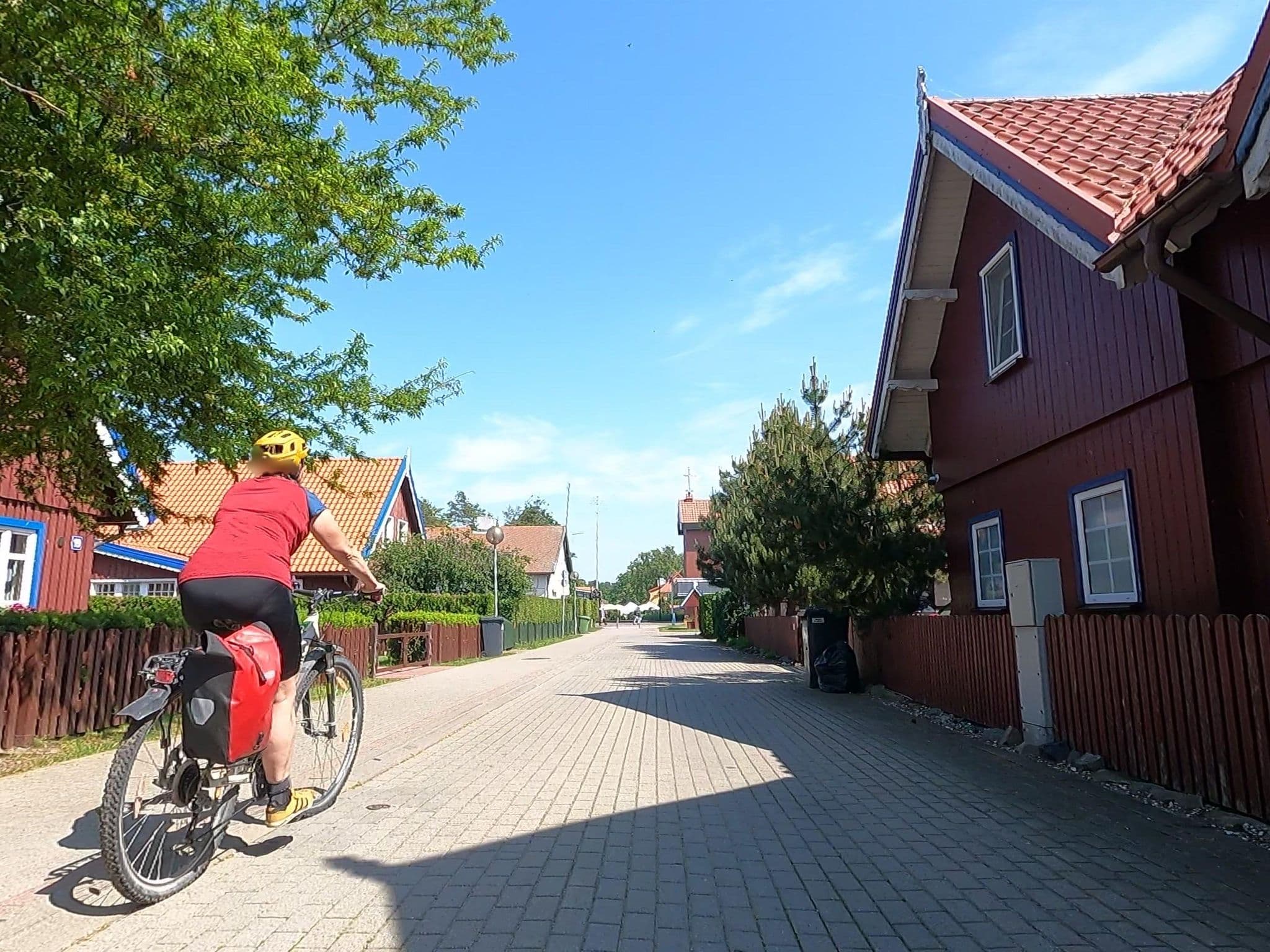 Street view near Vila Balta Balta, Nida — © voyage-hors-saison (CC BY-SA · Mapillary)