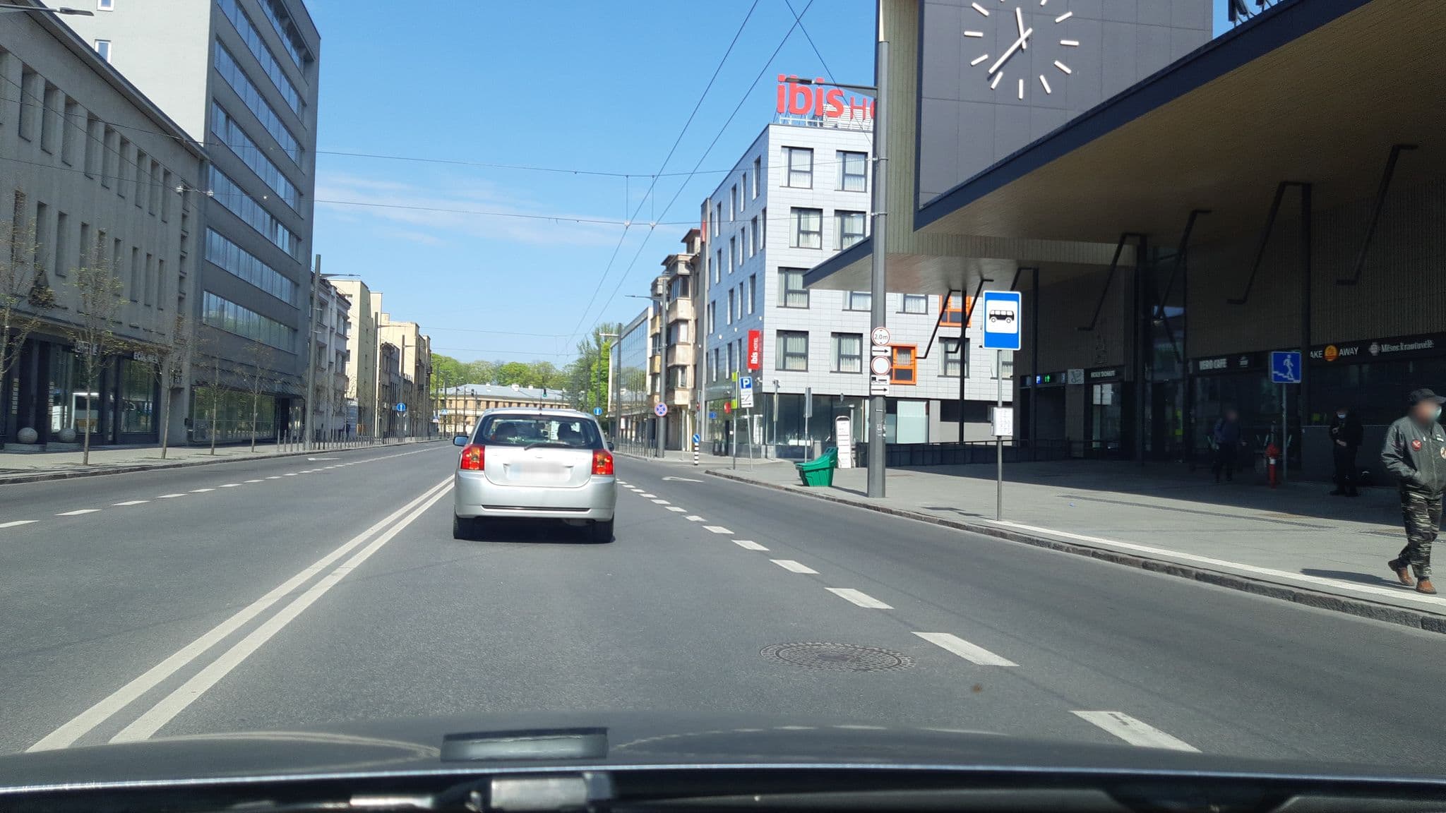 Street view near Happy Inn, Aleksotas — © mariuskarotkis (CC BY-SA · Mapillary)