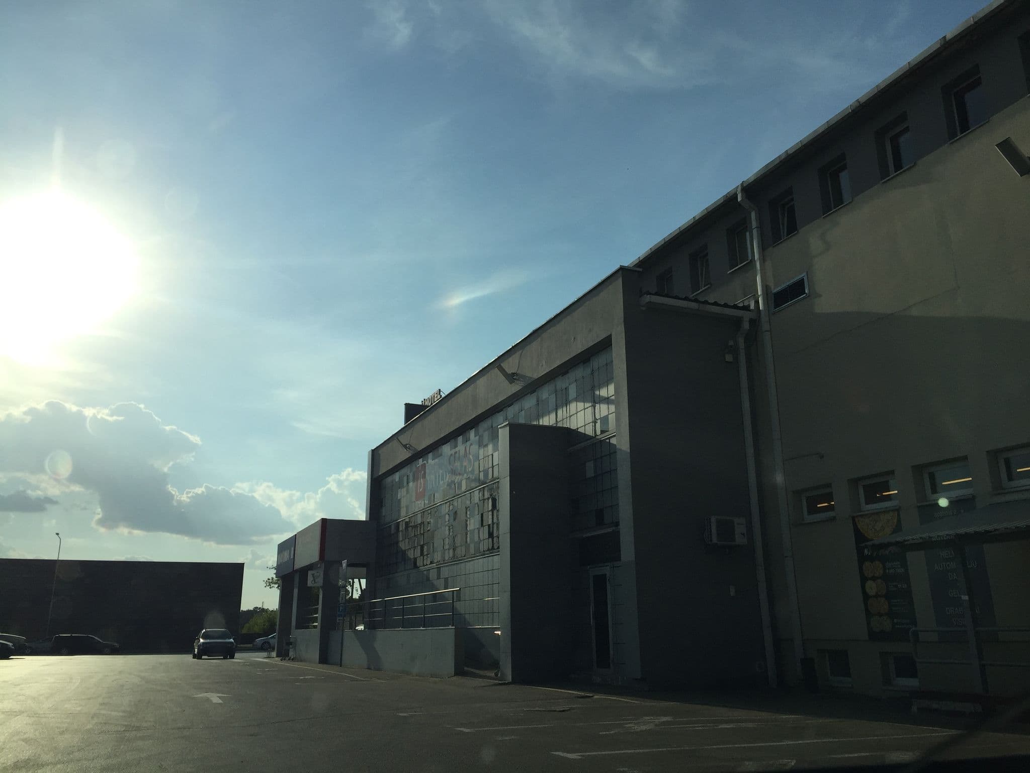 Street view near Hotel - Viešbutis Pervaža, Panevėžys — © richlv (CC BY-SA · Mapillary)