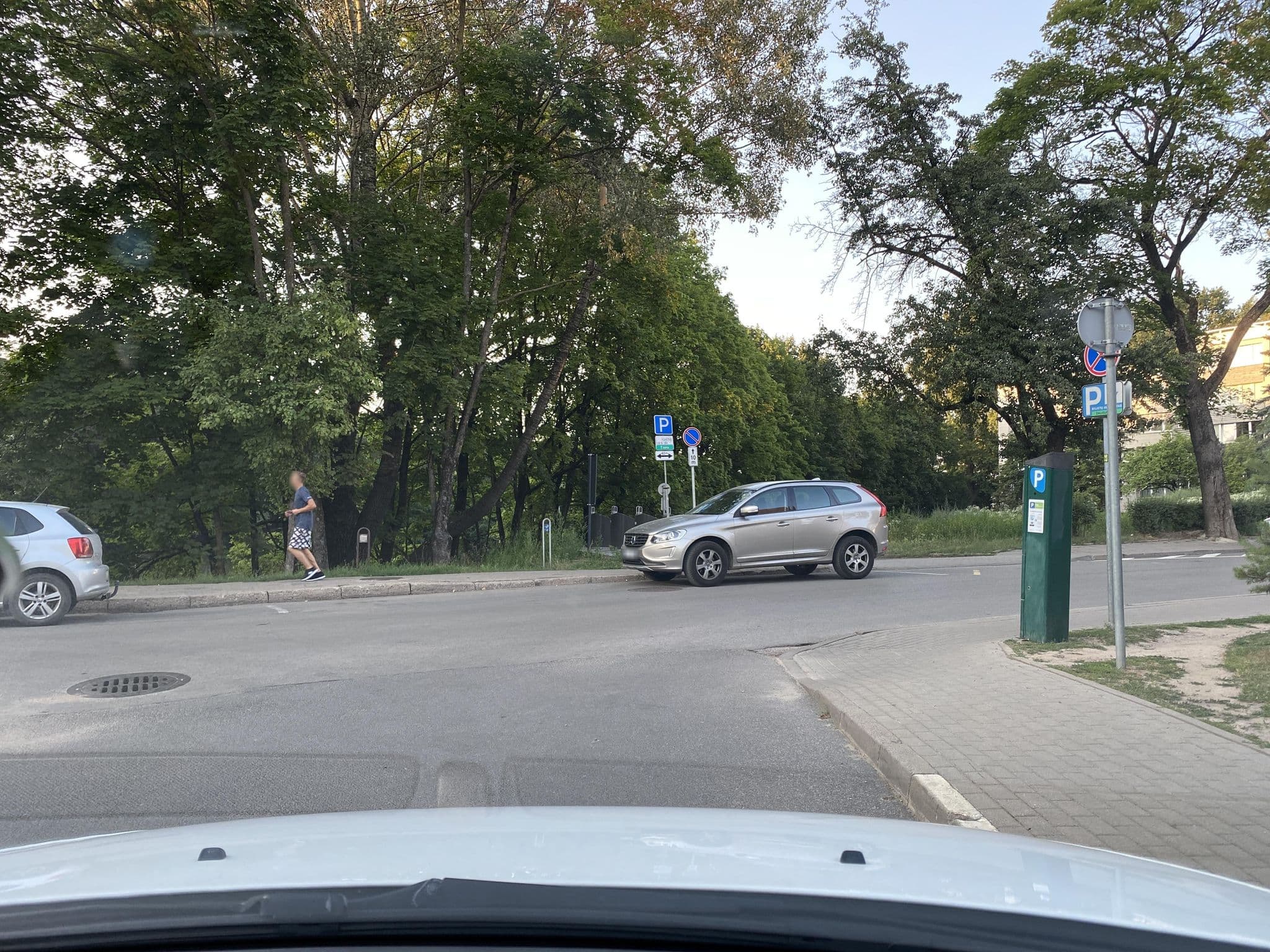 Street view near Crowne Plaza, Naujamiestis — © simonas1229 (CC BY-SA · Mapillary)