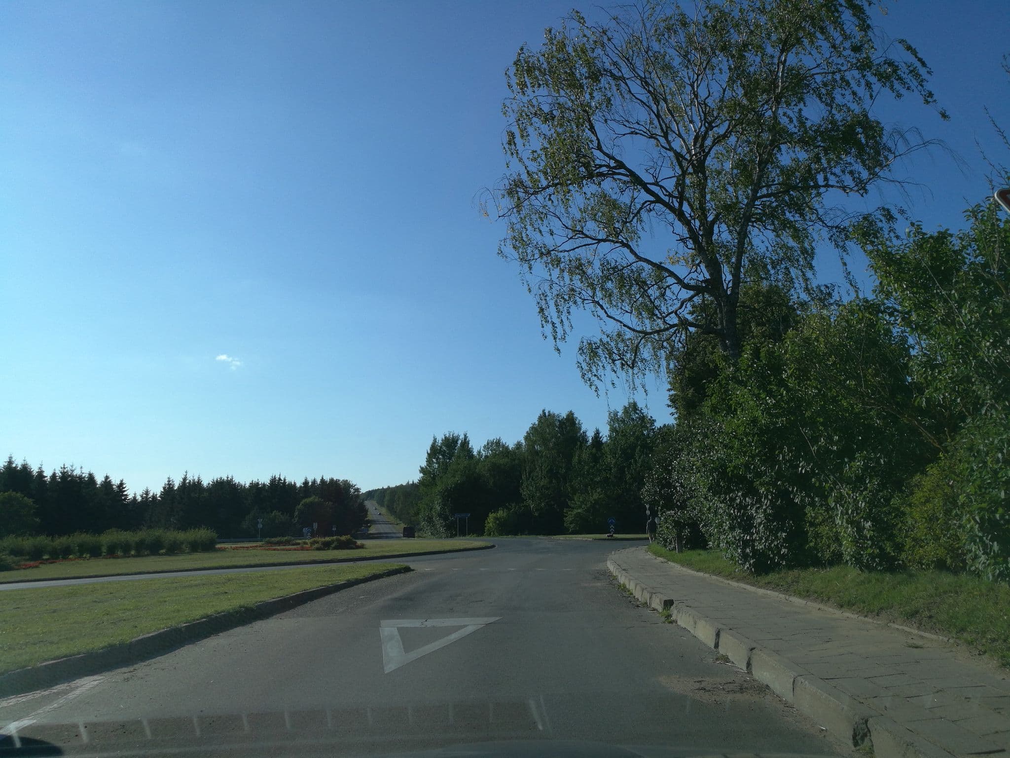 Street view near Rowing hotel, Trakai — © jurkis (CC BY-SA · Mapillary)