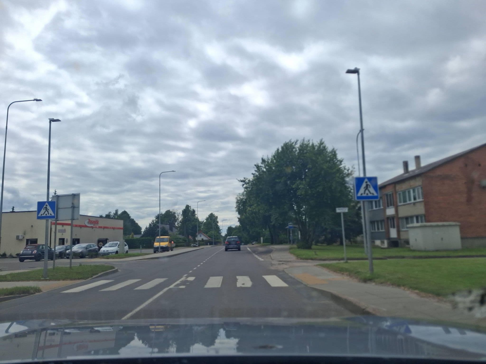 Street view near Radvilas, Kaišiadorys — © LorenasM_Pietu (CC BY-SA · Mapillary)