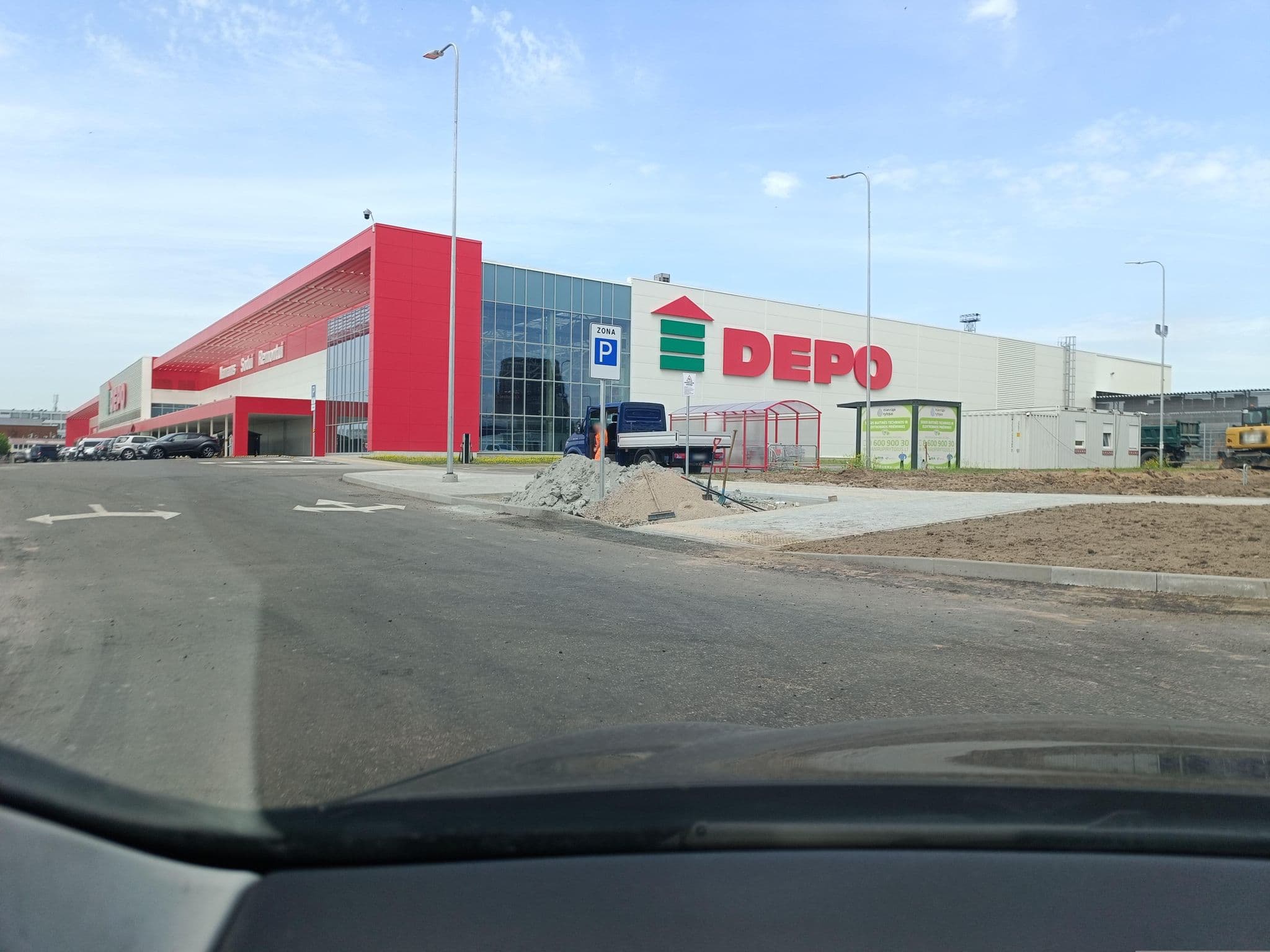 Street view near stop motel, Dainava (Kaunas) — © klimakas (CC BY-SA · Mapillary)