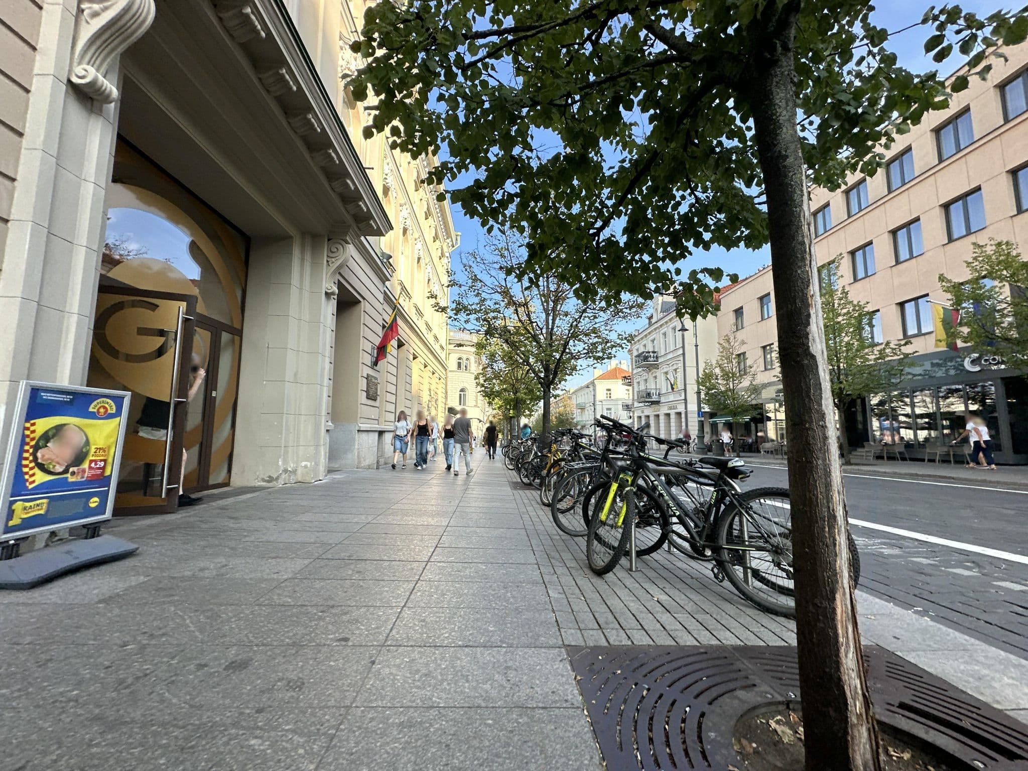 Street view near Hotel 15th Avenue, Vilnius — © quickness805 (CC BY-SA · Mapillary)