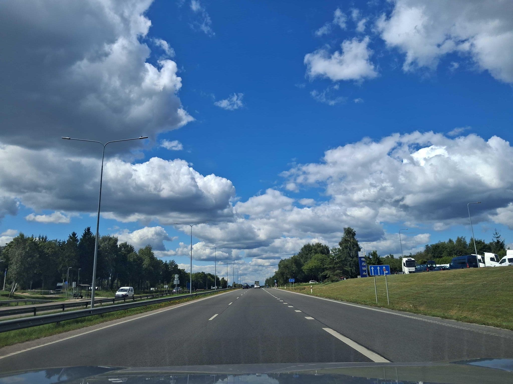 Street view near Tanagra Motel, Nemėžis — © Mecislovas_M_Rytu (CC BY-SA · Mapillary)