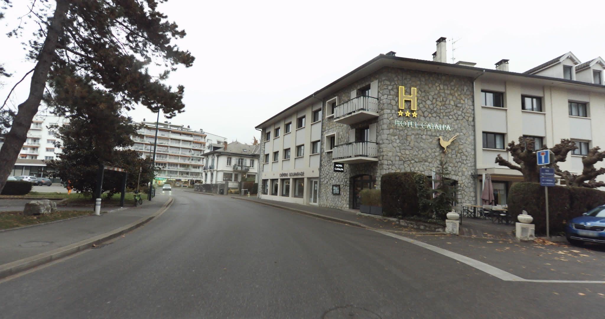 Street view near Hôtel Catalpa, Annecy — © sogefi (CC BY-SA · Mapillary)