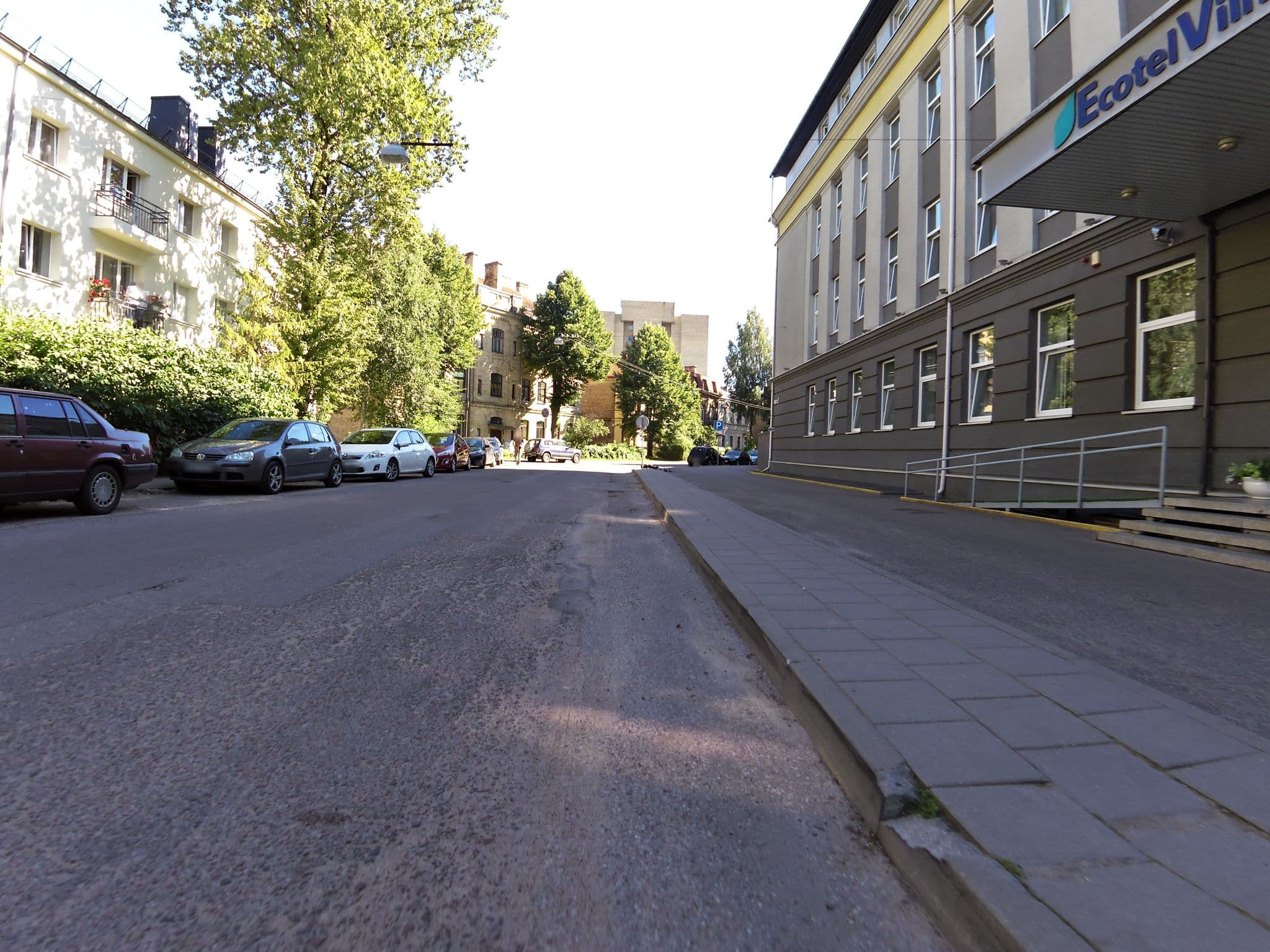 Street view near Parasta istaba ar logiem un durvīm, Vilnius — © aleksasfi (CC BY-SA · Mapillary)