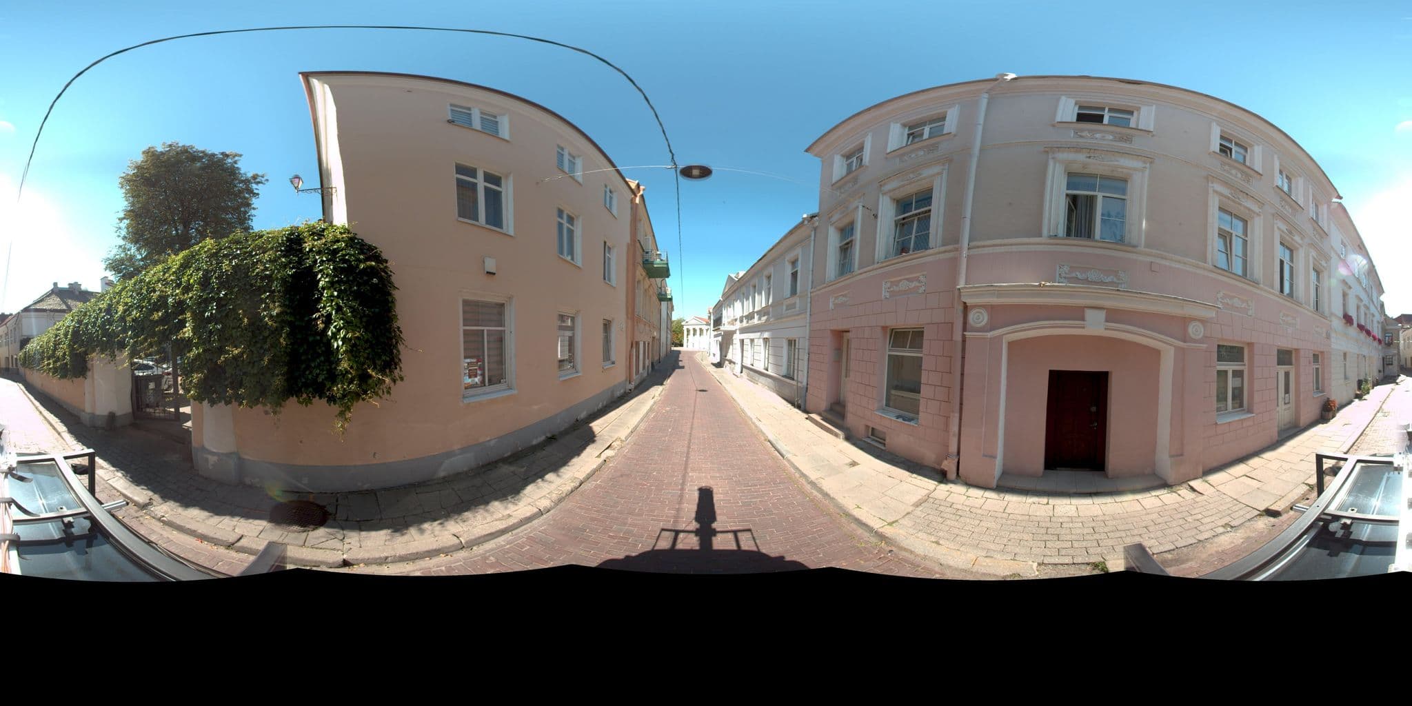 Street view near President Apartments, Vilnius — © vms (CC BY-SA · Mapillary)