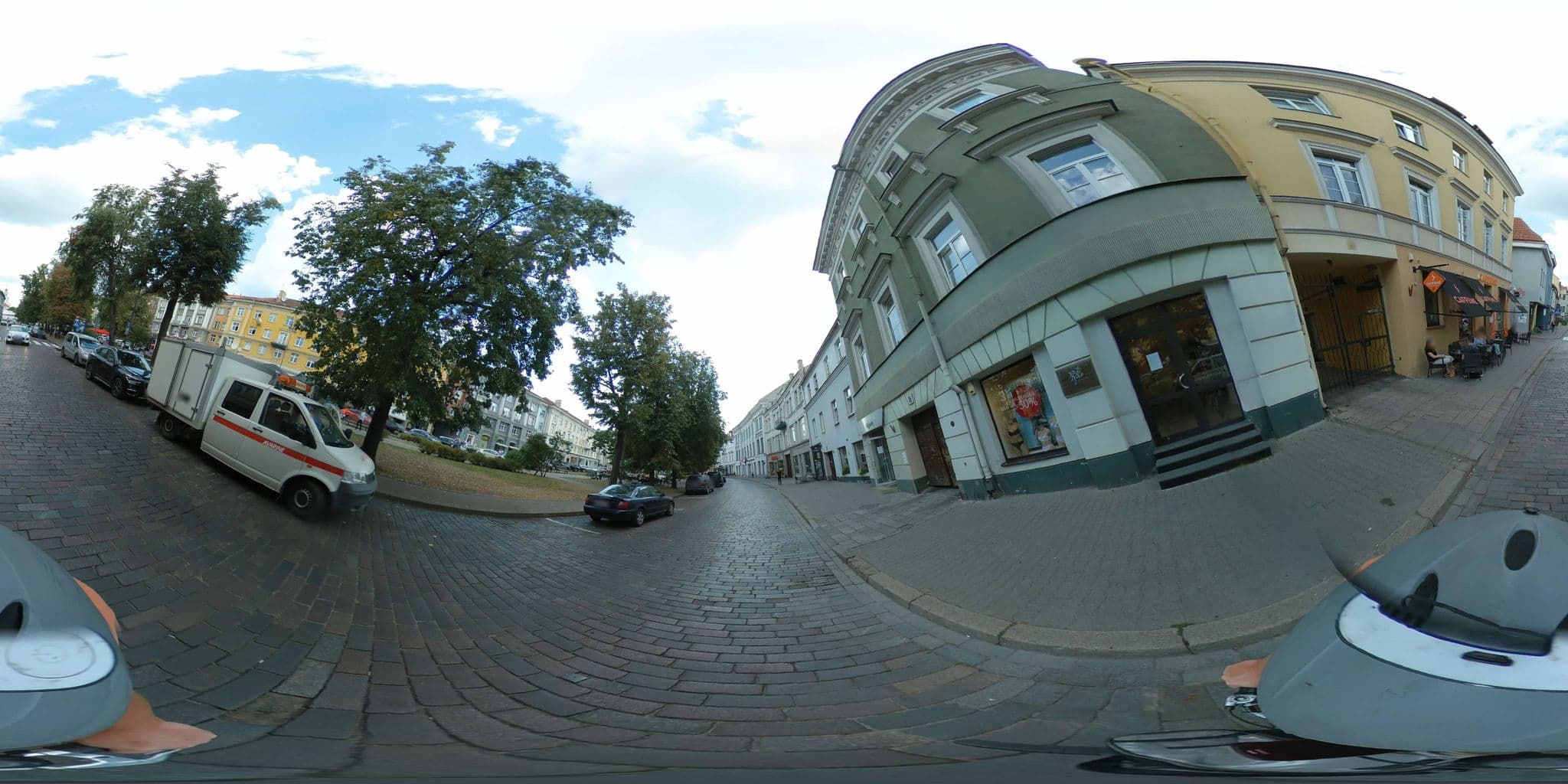 Street view near old city apartments, Naujamiestis — © kedas (CC BY-SA · Mapillary)