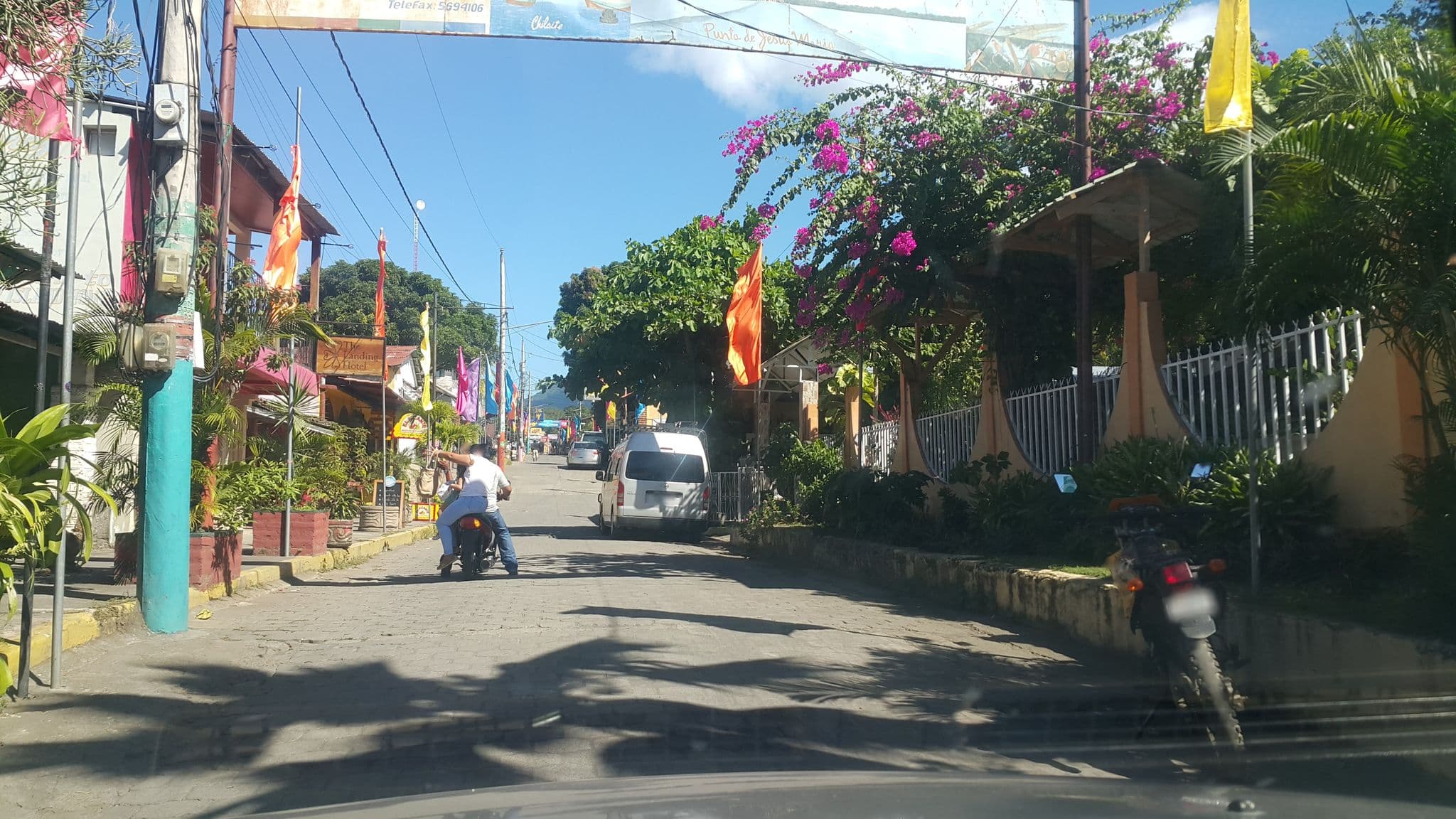 Street view near Ometepe: The Landing Hotel, Moyogalpa — © nadie (CC BY-SA · Mapillary)