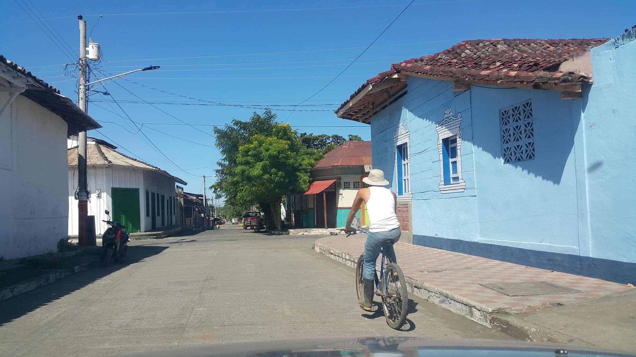 Street view near Hospedaje Central y Restaurante El Indio Viejo, Moyogalpa — © nadie (CC BY-SA · Mapillary)