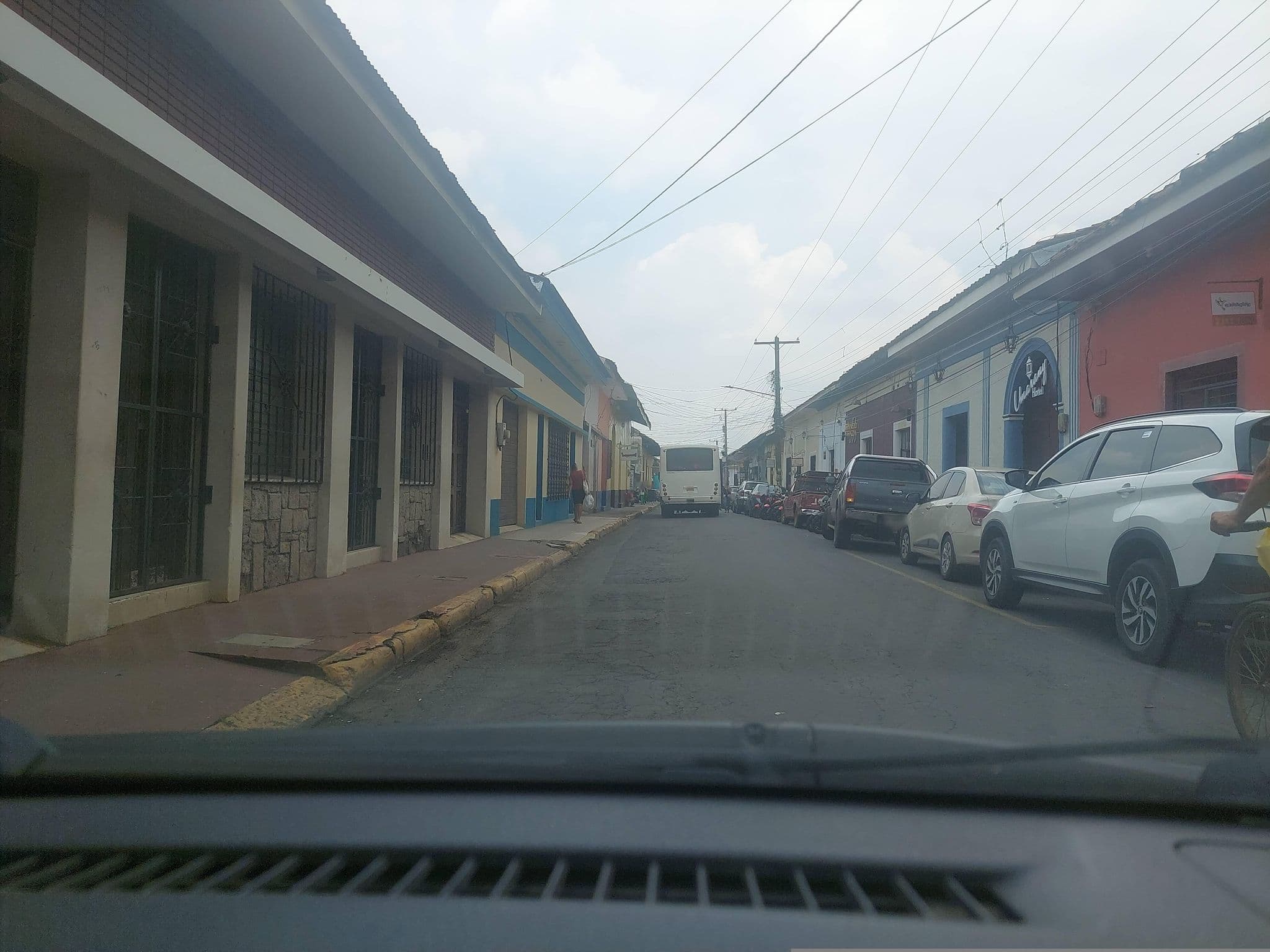 Street view near Hostal Umarany, León — © robper78 (CC BY-SA · Mapillary)
