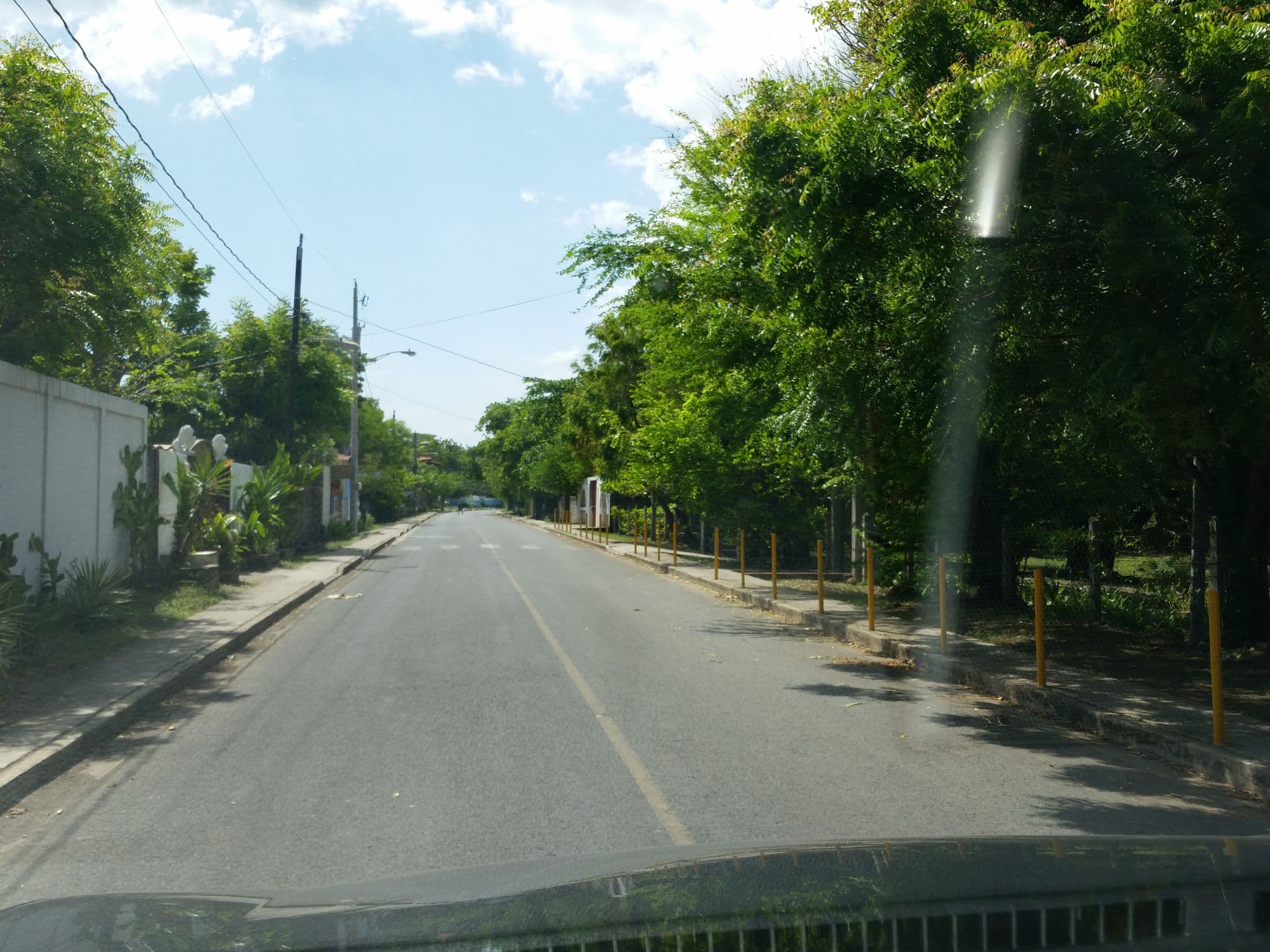 Street view near Jake’s at the Beach, Poneloya — © jaakkoh (CC BY-SA · Mapillary)