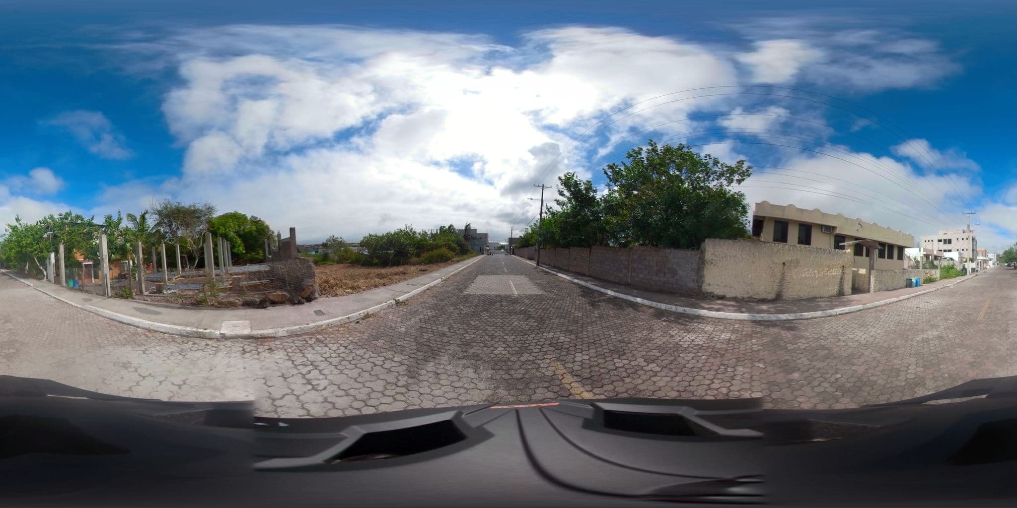 Street view near Galapagos Explorer II, Puerto Baquerizo Moreno — © sdanielzer (CC BY-SA · Mapillary)