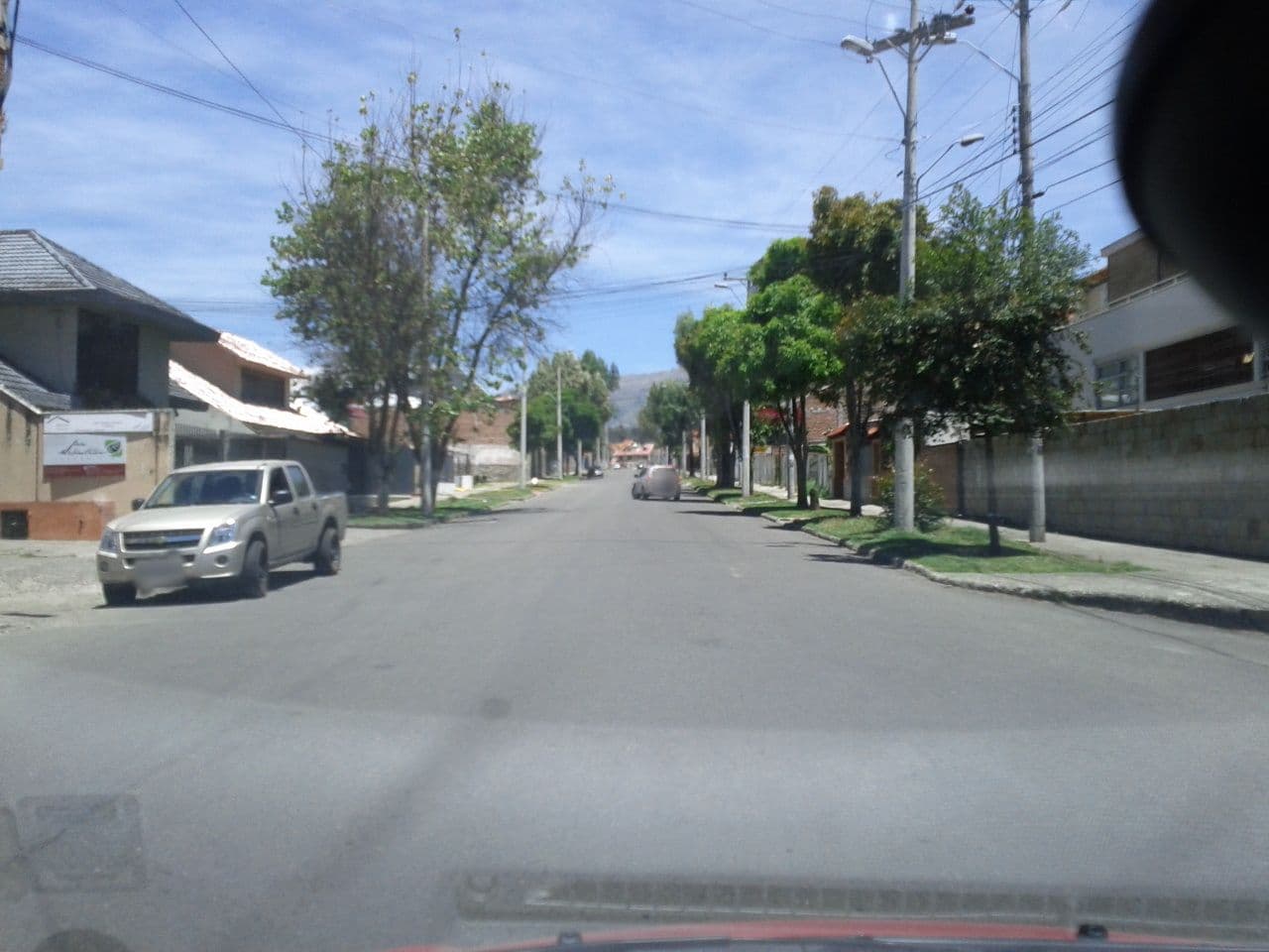 Street view near Rionè Hotel Boutique, Cuenca — © temporalista (CC BY-SA · Mapillary)