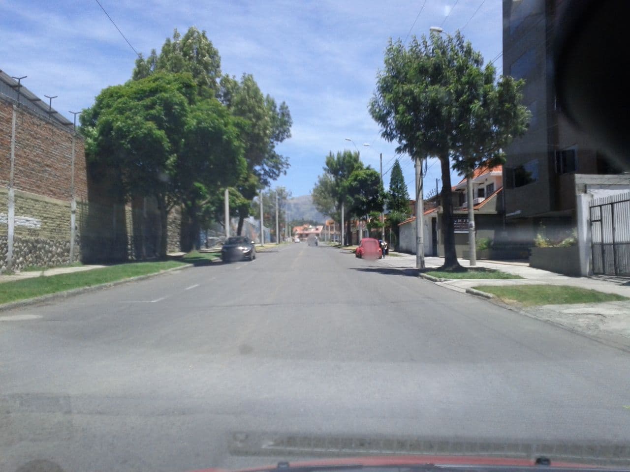 Street view near Residencias Las Gaviotas, Cuenca — © temporalista (CC BY-SA · Mapillary)