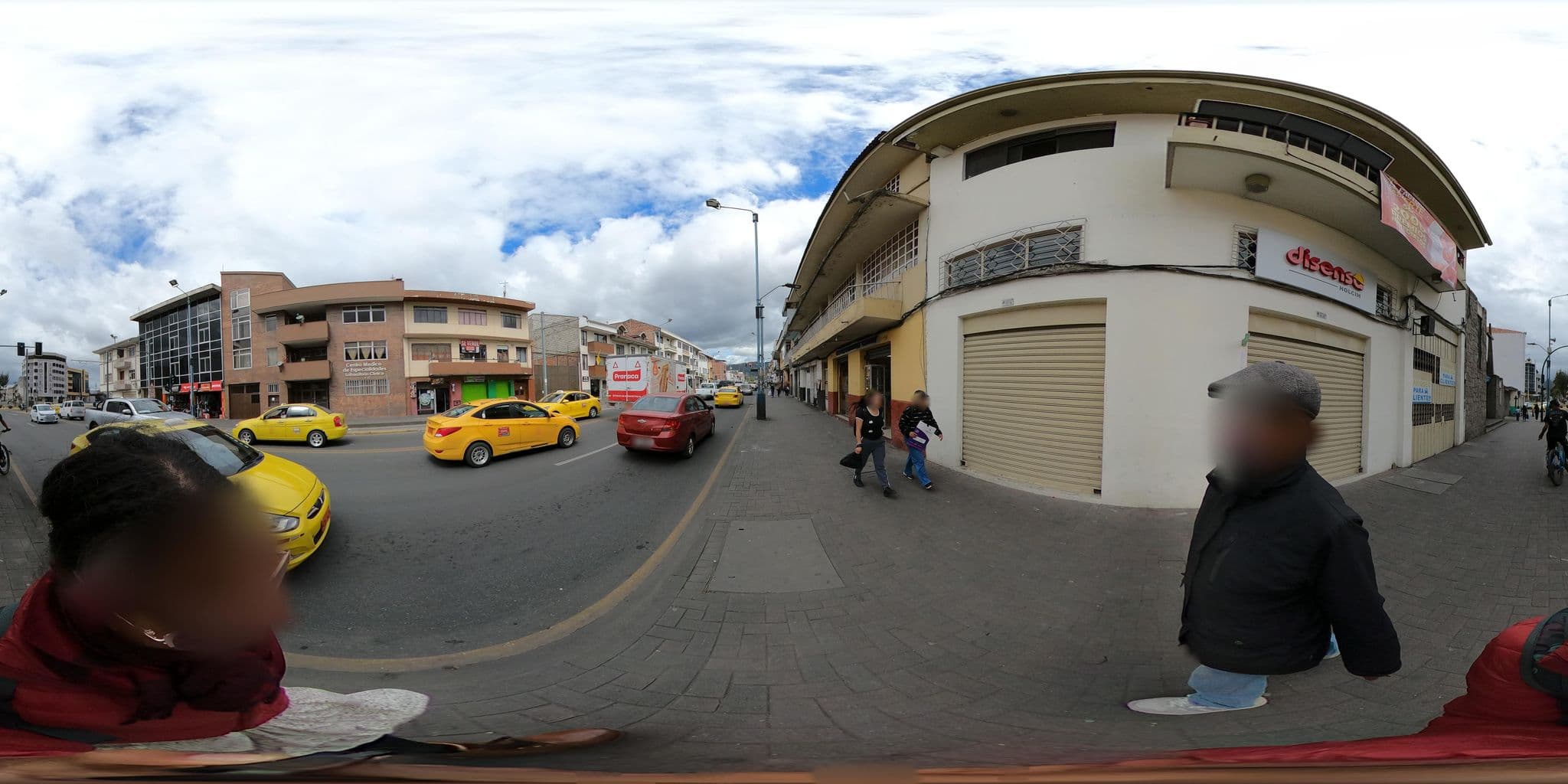 Street view near Hotel Haro, Cuenca — © camcam23 (CC BY-SA · Mapillary)