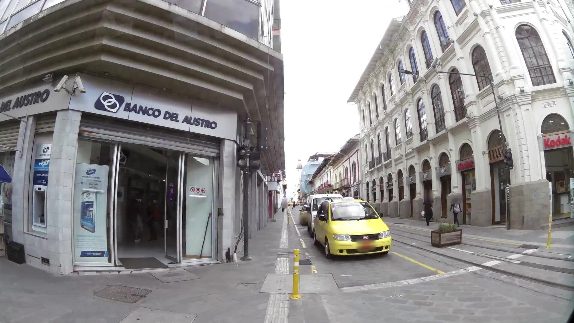 Street view near Gran Colombia Suites, Cuenca — © kaartcam (CC BY-SA · Mapillary)