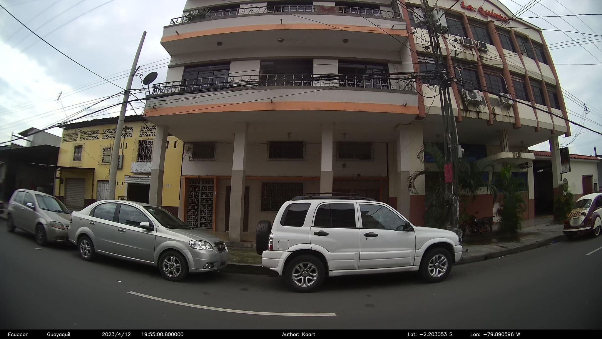 Street view near Hostal "La Quinta Sur", Guayaquil — © kaart_2 (CC BY-SA · Mapillary)