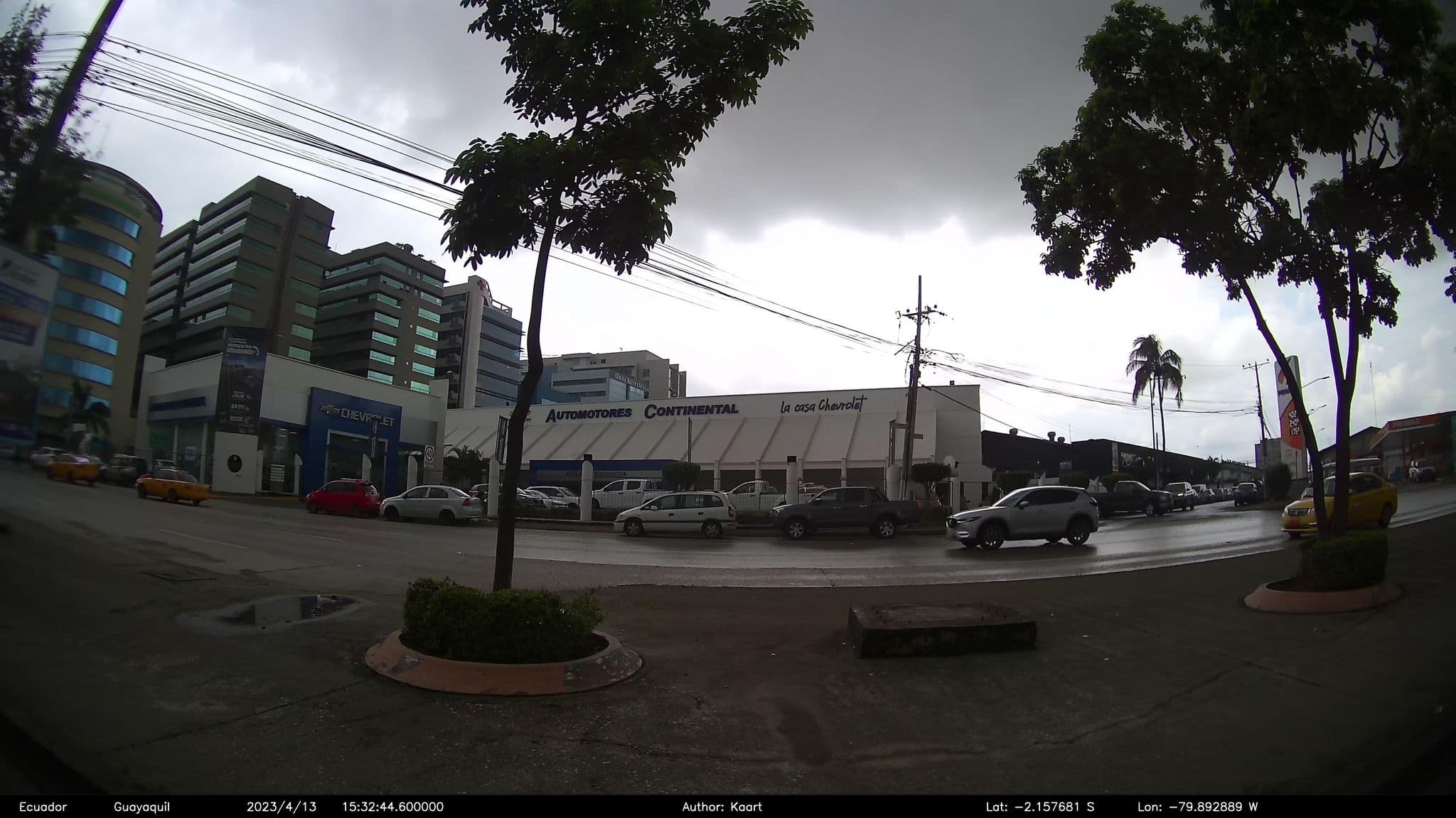 Street view near Howard Johnson, Guayaquil — © kaart_2 (CC BY-SA · Mapillary)