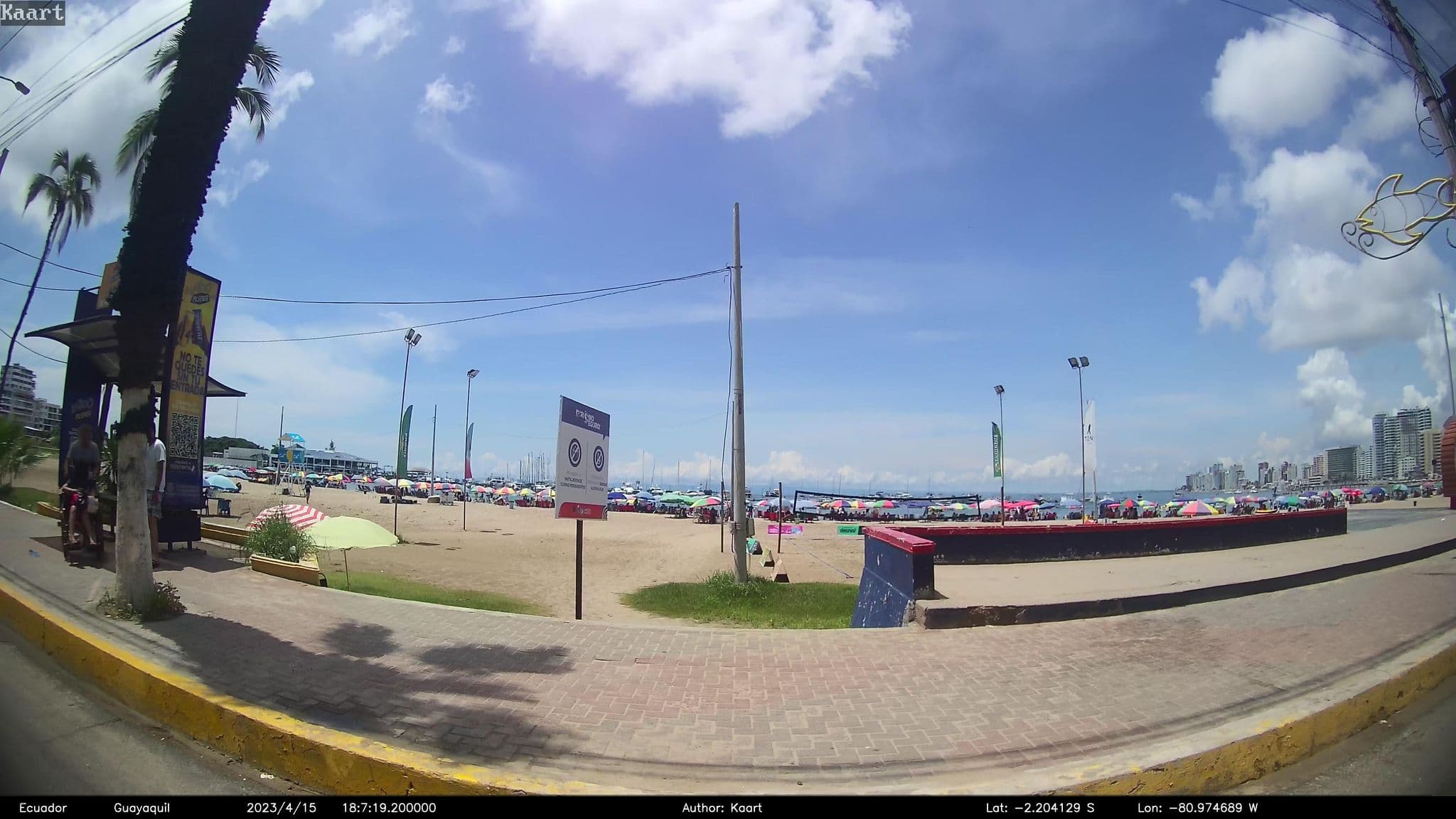 Street view near Hotel El Doral, Salinas — © kaart_2 (CC BY-SA · Mapillary)