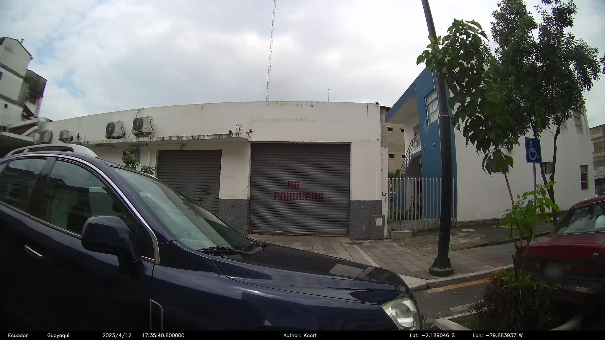 Street view near Hostal Mar del Plata, Guayaquil — © kaart_2 (CC BY-SA · Mapillary)
