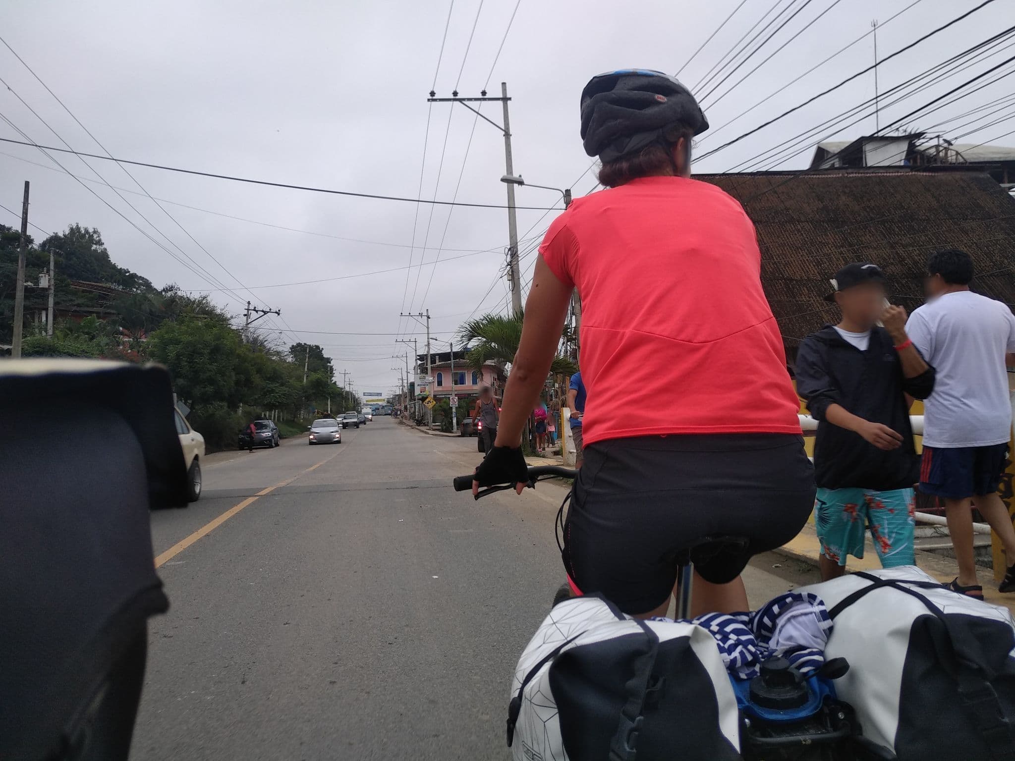 Street view near iguana backpackers, Santa Elena — © nomadmapper (CC BY-SA · Mapillary)