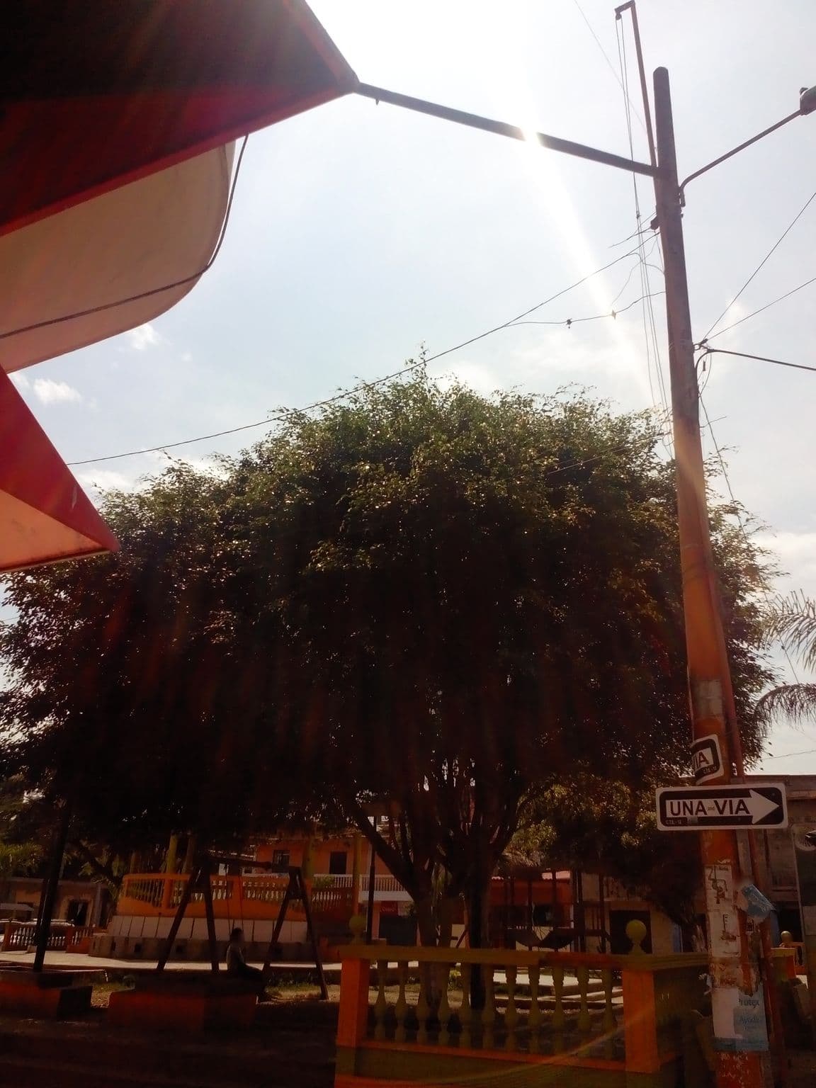 Street view near Kailani Hotel, Santa Elena — © reisender (CC BY-SA · Mapillary)
