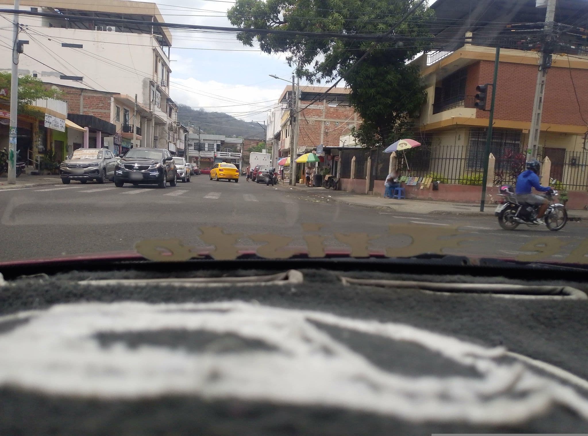 Street view near Hotel Angelical, Portoviejo — © Gabriel2728 (CC BY-SA · Mapillary)