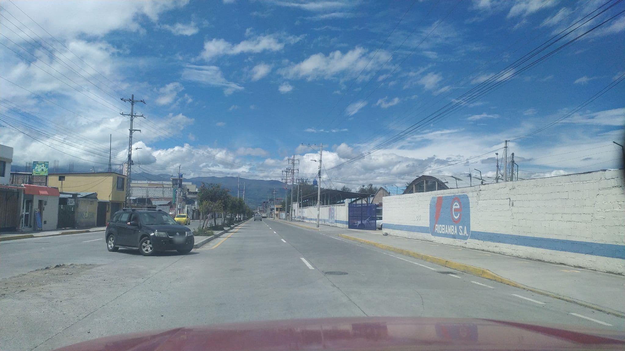 Street view near Hampton Inn by Hilton, Riobamba — © pacarretero (CC BY-SA · Mapillary)