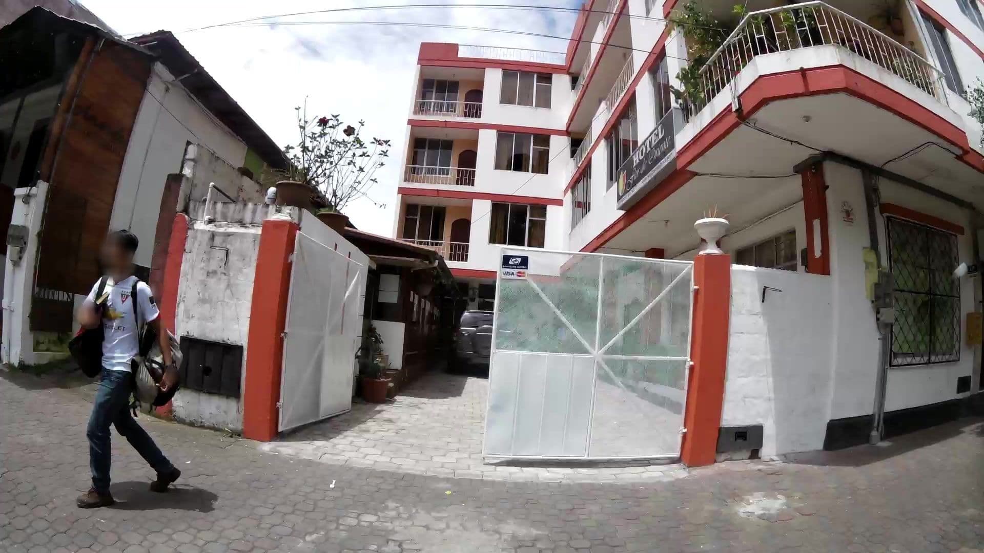 Street view near Flor de Oriente, Baños — © kaartcam (CC BY-SA · Mapillary)