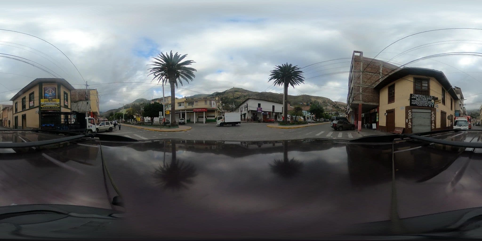 Street view near Hotel Gampala, Alausí — © Hopen111 (CC BY-SA · Mapillary)